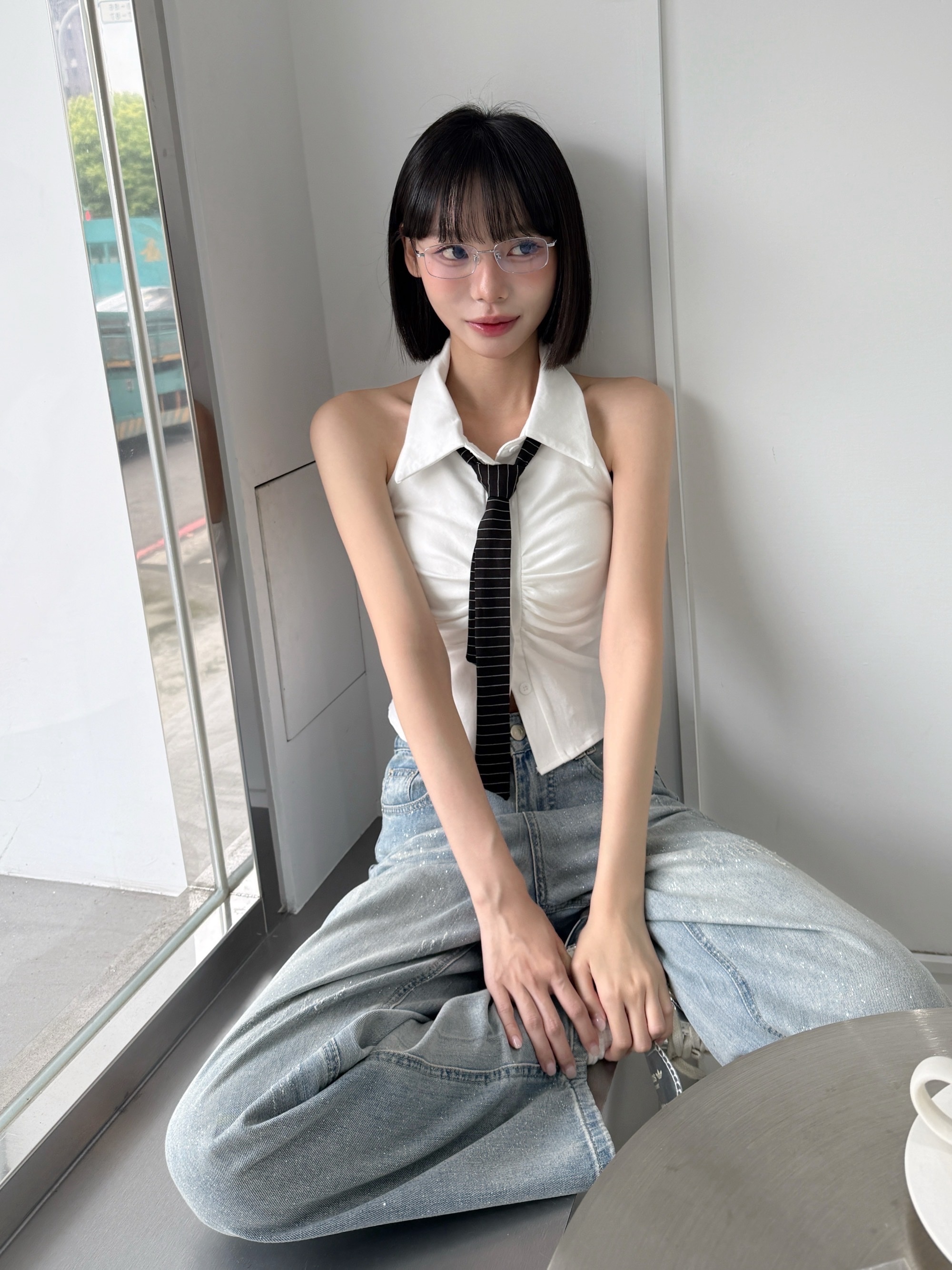 辦公秘書📚無袖領帶抓皺襯衫(1色)