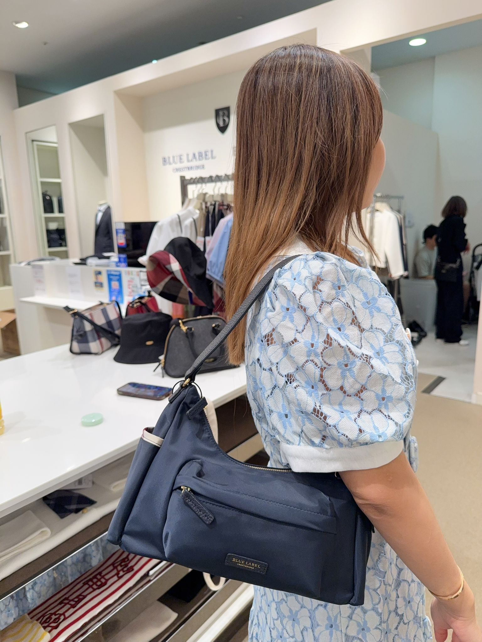 BL45  原價$1699 Big Sale $ 999 闊10.5高6