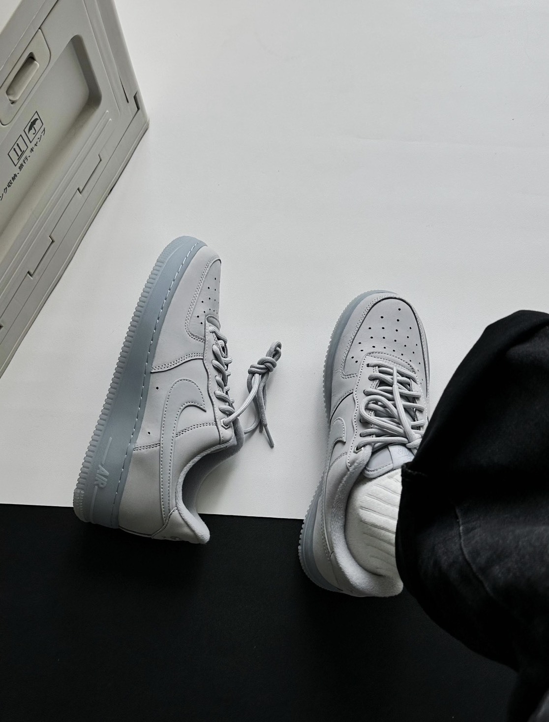 <夏日的消暑色🧊>Nike Air Force 1 '07 WB AF1 麂皮冰川灰