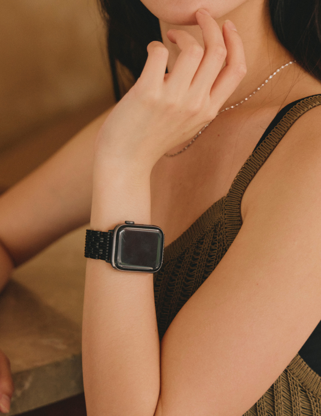 Apple Watch 經典波紋鏤空錶帶（黑色）
