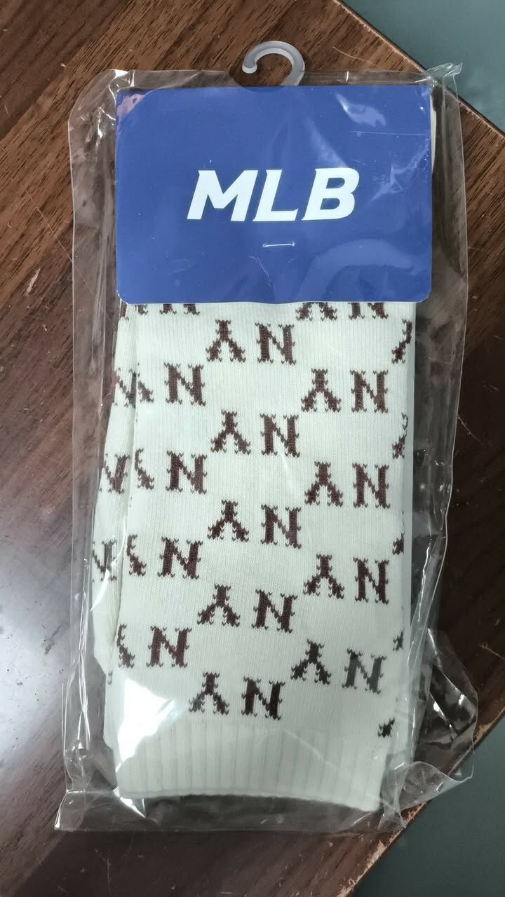 現貨 MLB 襪,清貨貨品,不設退換 (K8 MLB631)