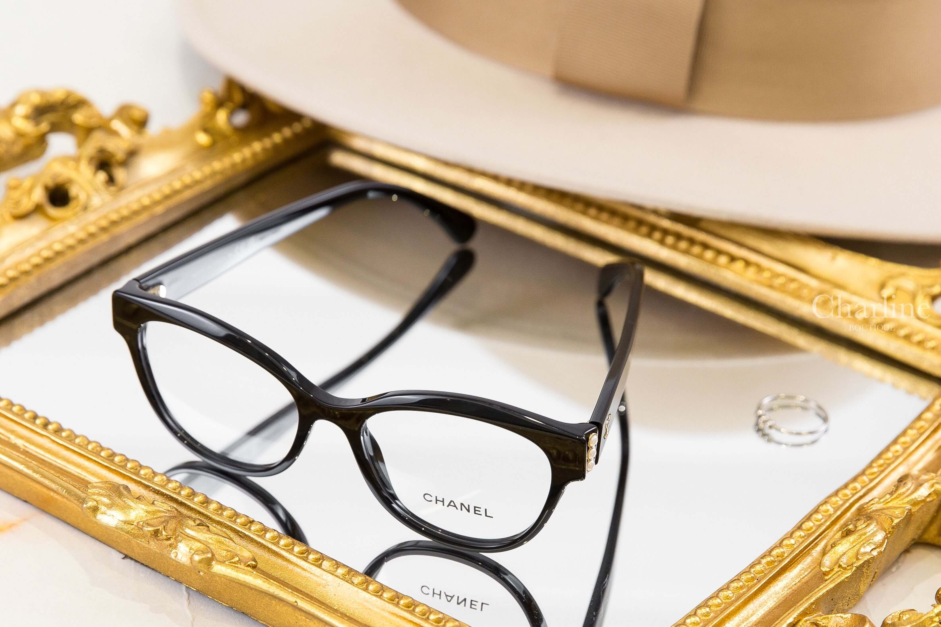 Chanel Butterfly Eyeglasses 黑色蝴蝶形側邊金CC/珍珠平光眼鏡-Charline Boutique 精品代購