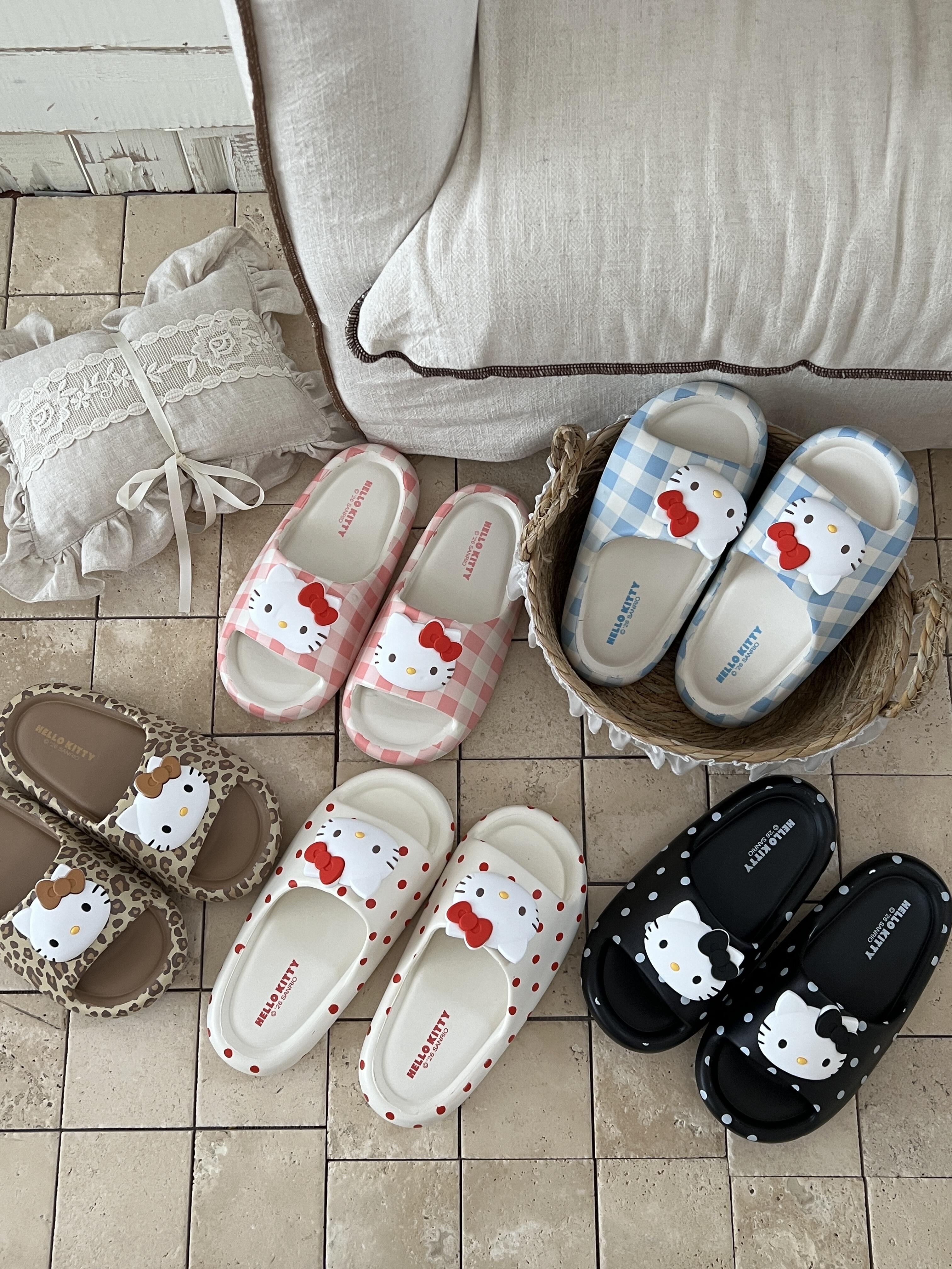 【預購】正版授權 Sanrio 三麗鷗 Hello Kitty 豹紋 波點 格紋 立體大頭 防水 拖鞋 多款可選