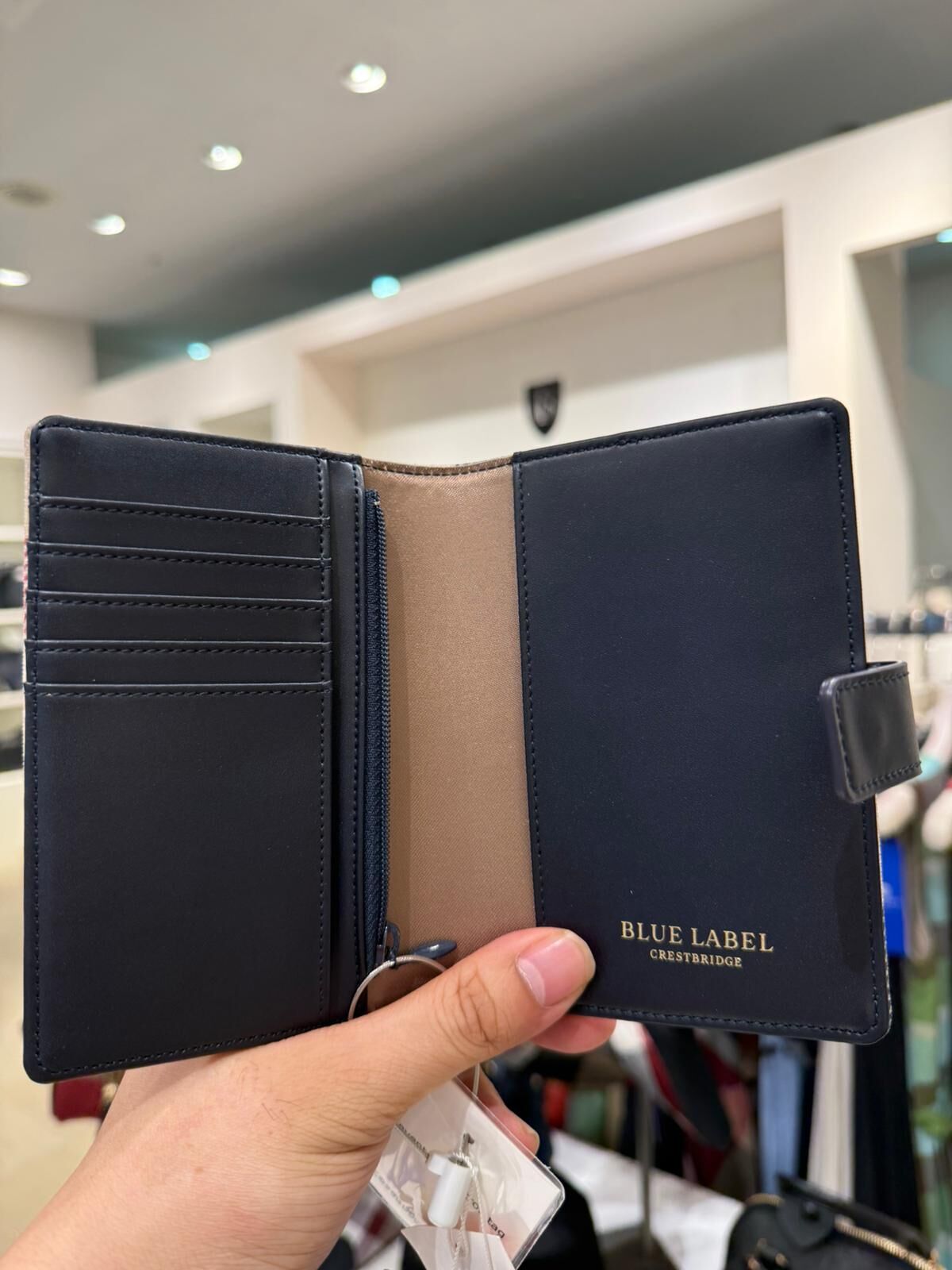 BL63 Passport套 Sale $699