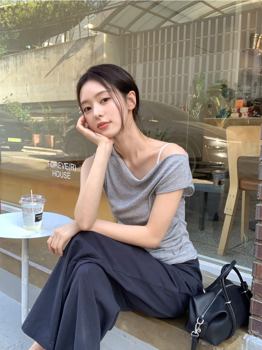 韓國Cherrykoko授權 女性柔美修身細絲紋垂領上衣