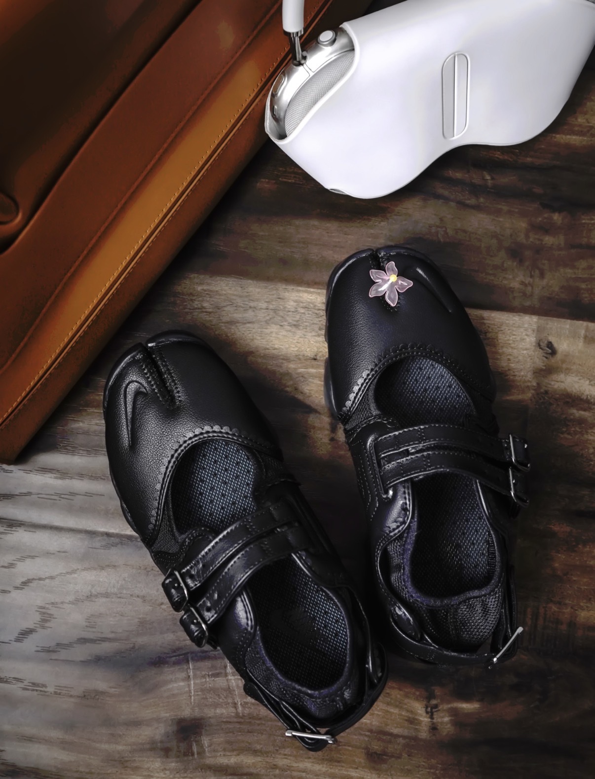 女鞋 NIKE W AIR RIFT BR 黑色 小花 小勾 緩震 花邊 瑪莉珍鞋 忍者鞋 分趾鞋【IB8881-001】