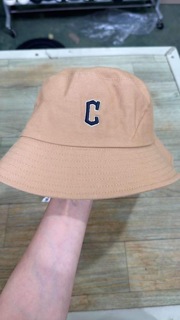 ZX111 MLB 卡其色C logo 漁夫帽