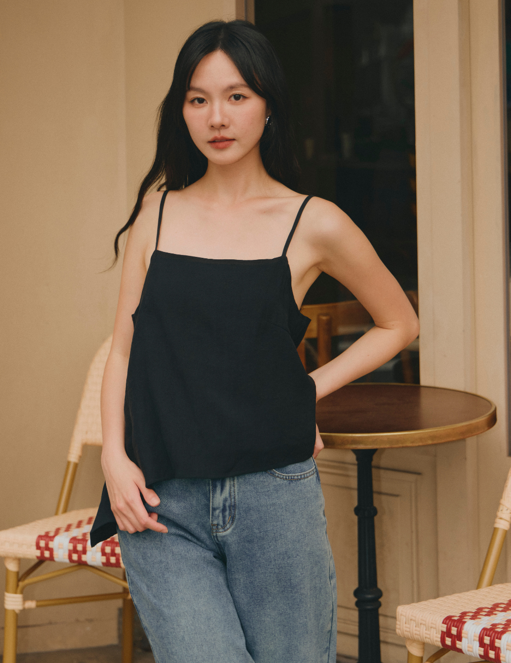 Asymmetrical Hem Vest (Black / 3 Sizes)