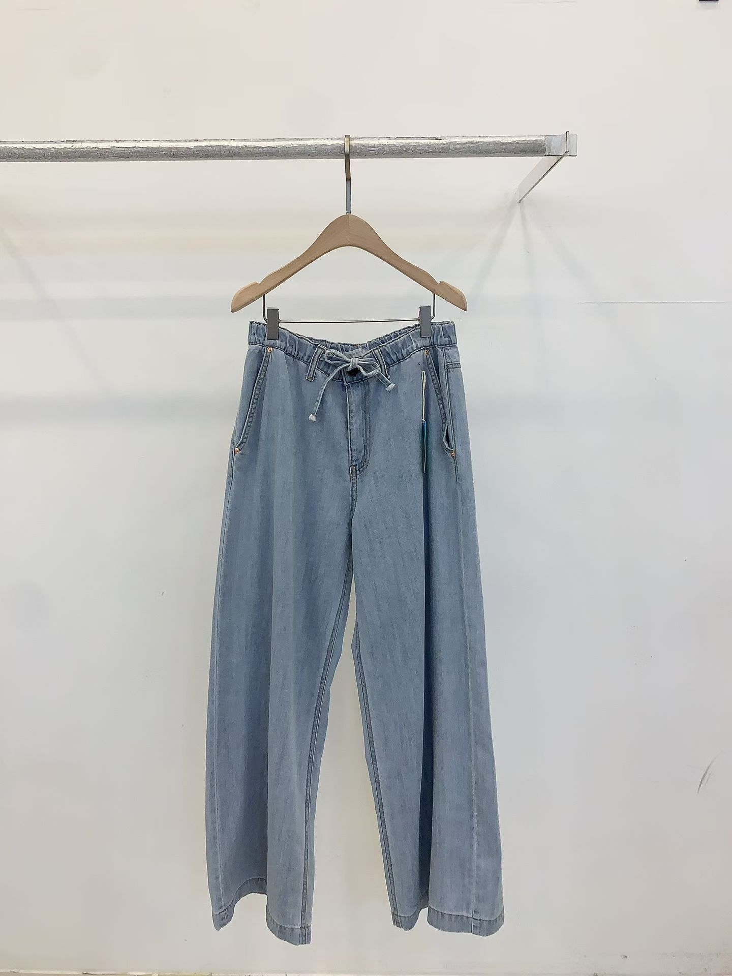 FP6213 萊賽爾天絲寬松牛仔褲
