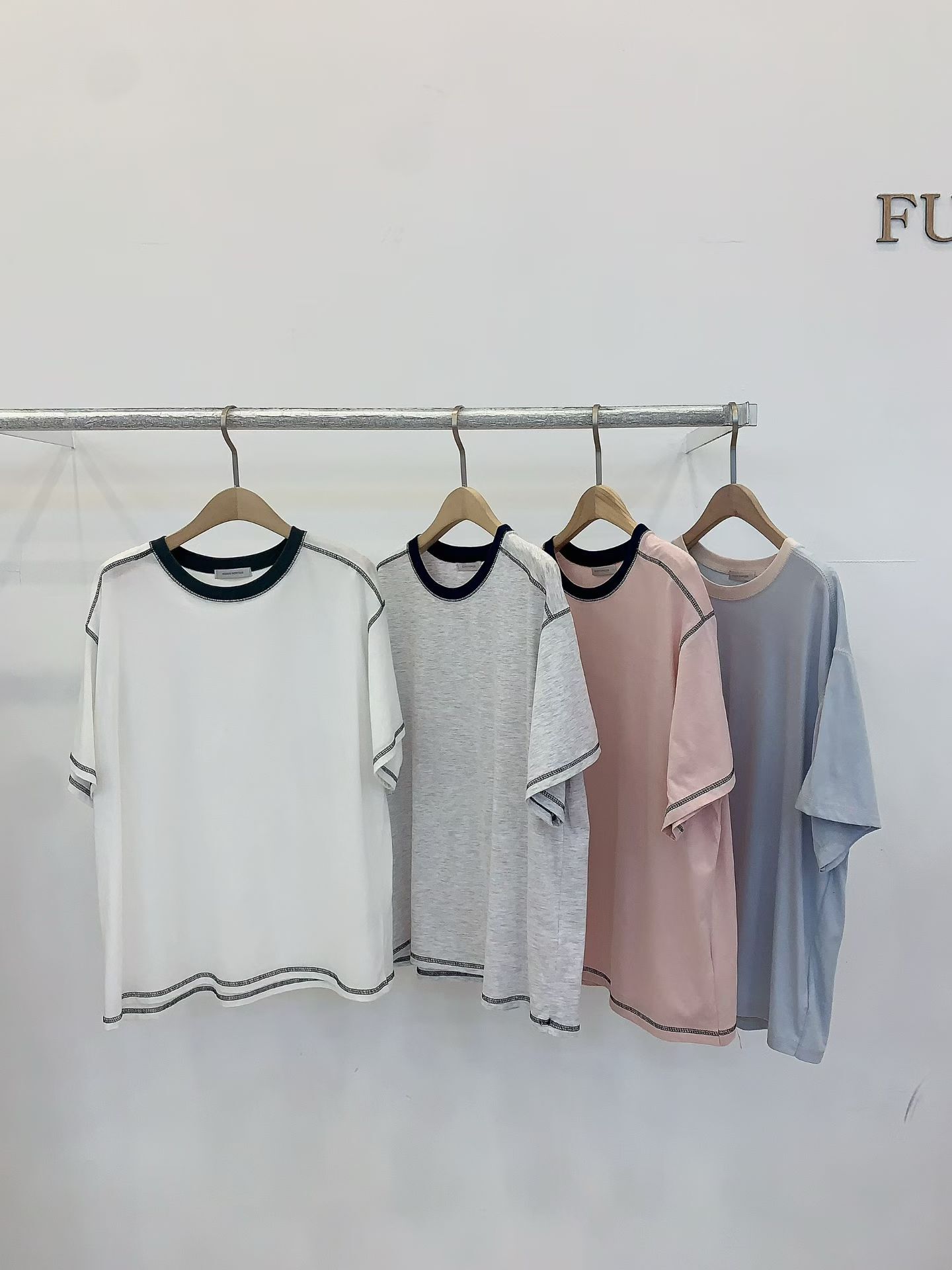FP6217 撞色外縫線寬松T