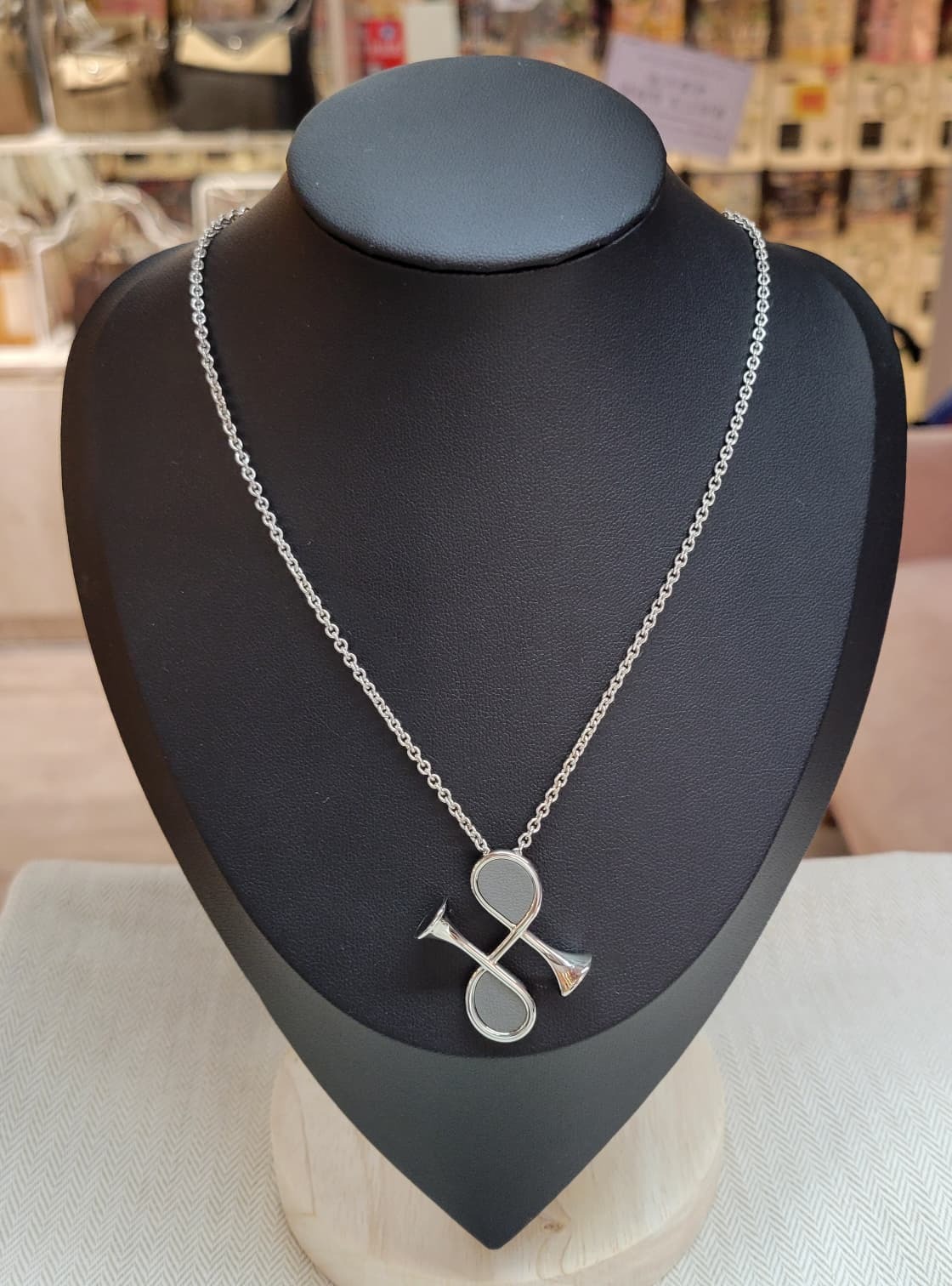 Hermes Cor H pendant GRIS MEYER P灰銀42cm
