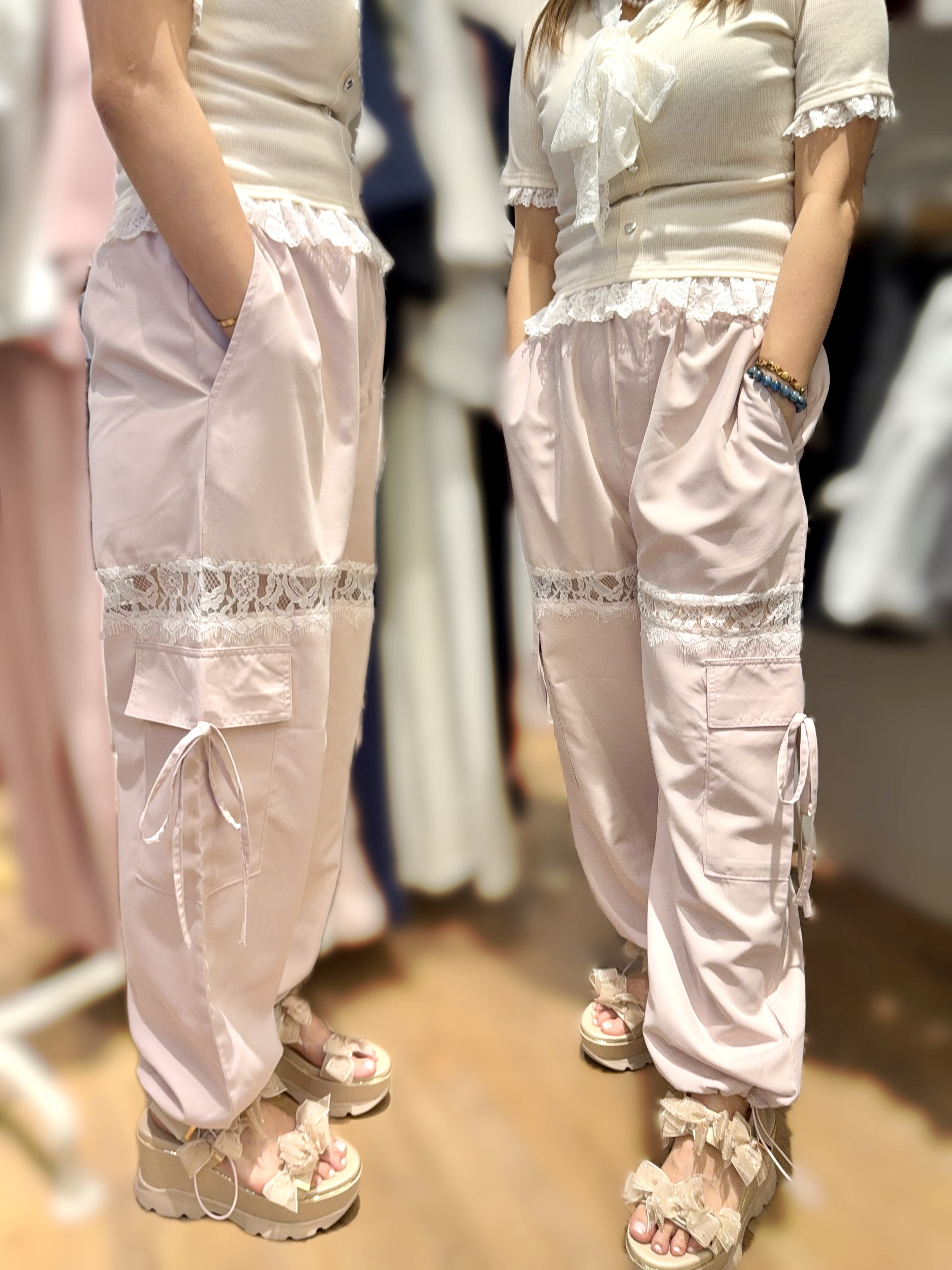 OE01  lace 褲 腰26-39 長37 hip 50 $299