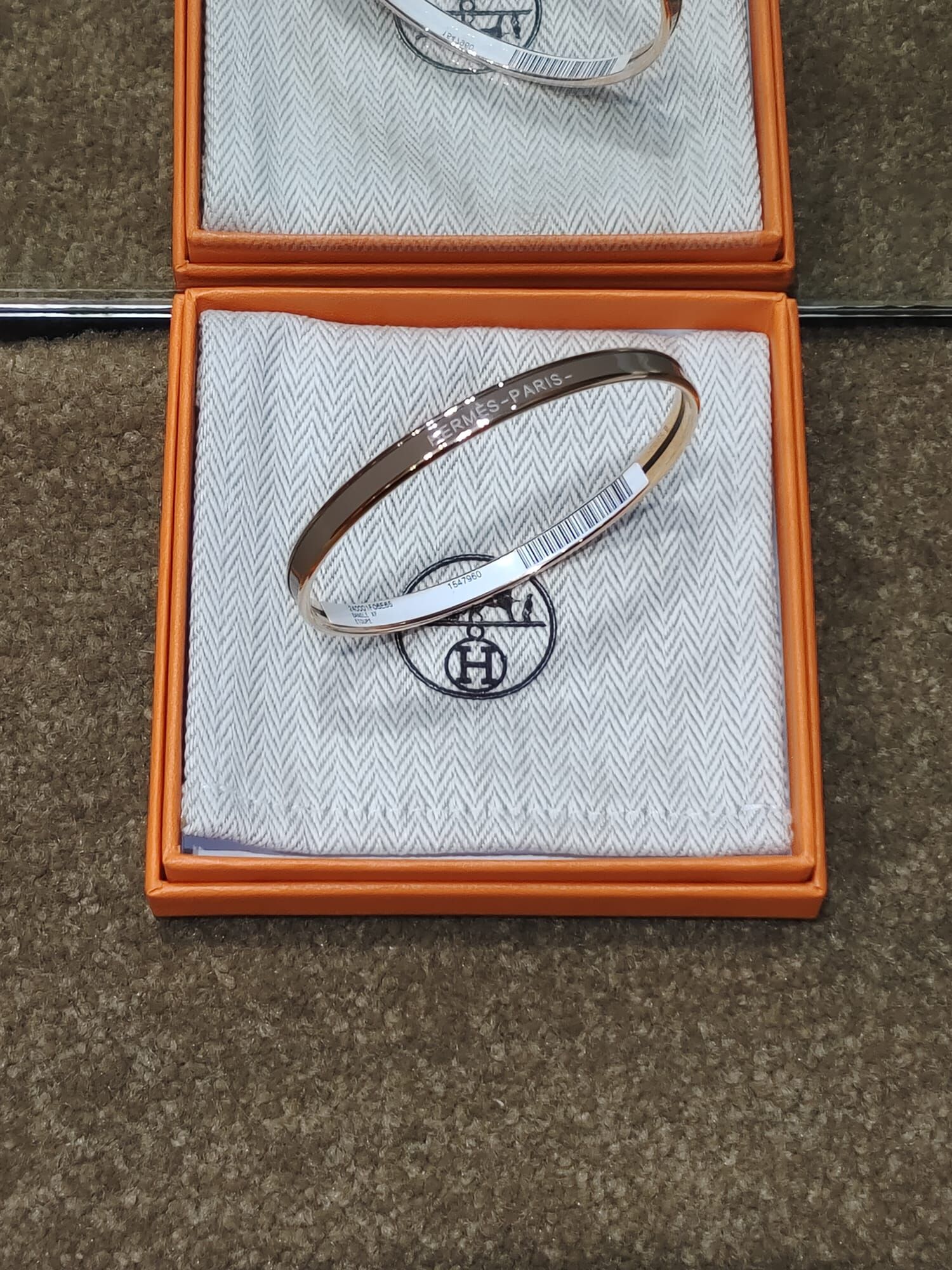 Uni bangle etoupe cd #65