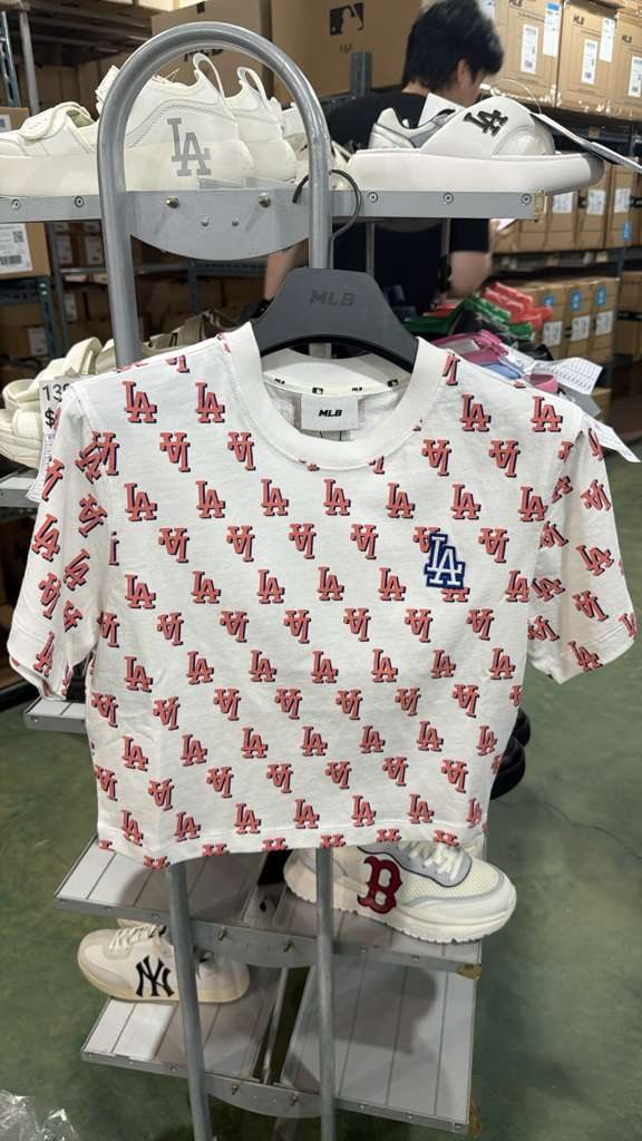 ZX270 MLB LA 滿版 Logo 短版 Tee