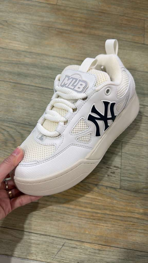 ZX195 MLB 白色NY logo厚底鞋