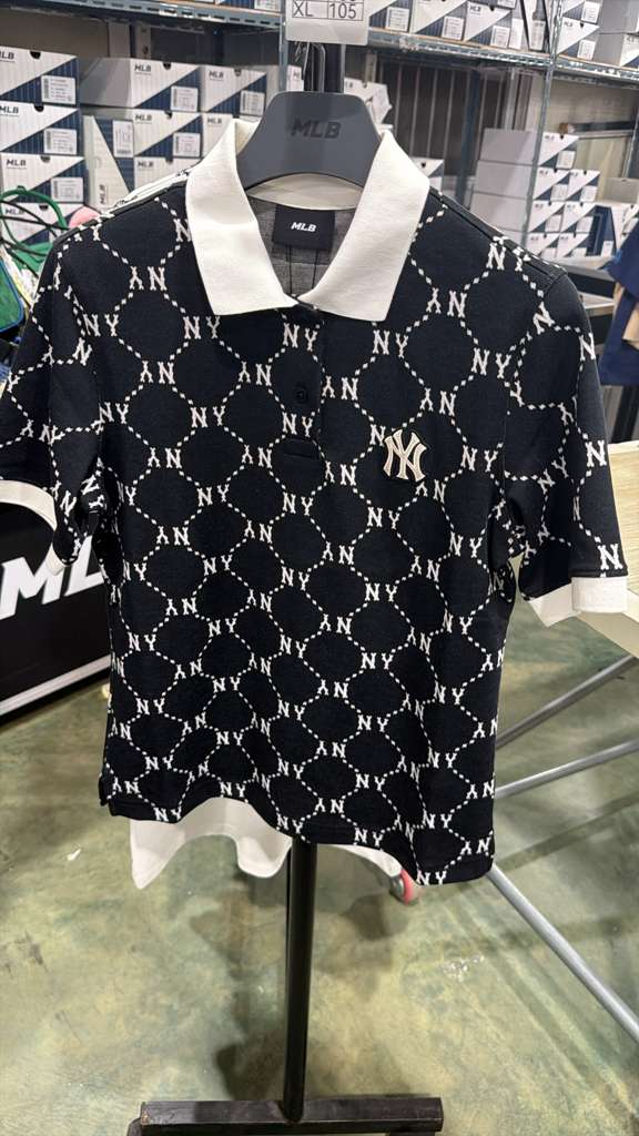 ZX294 MLB 黑色撞邊滿版NY logo Tee