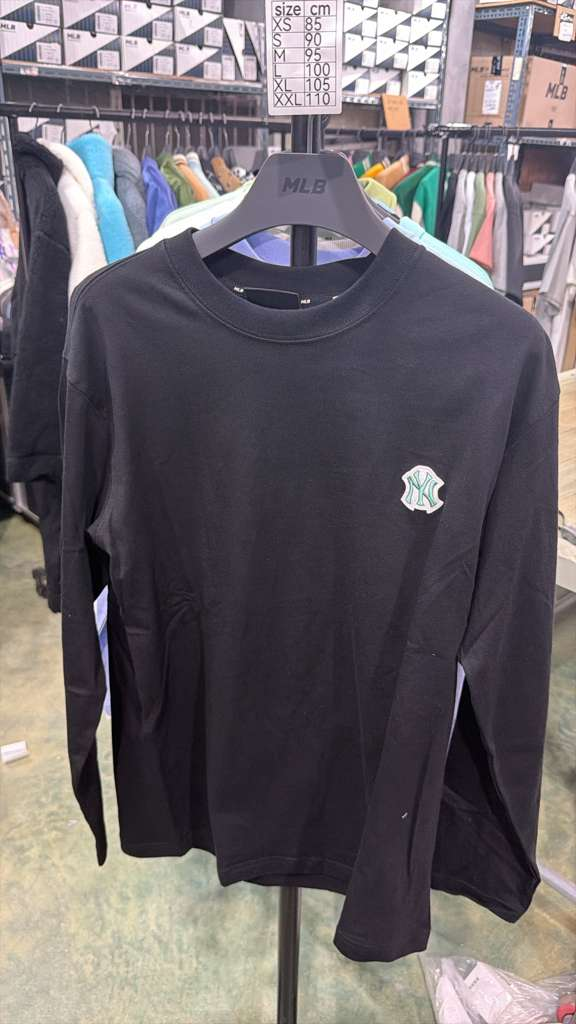 ZX322 MLB 黑色NY logo長袖衛衣