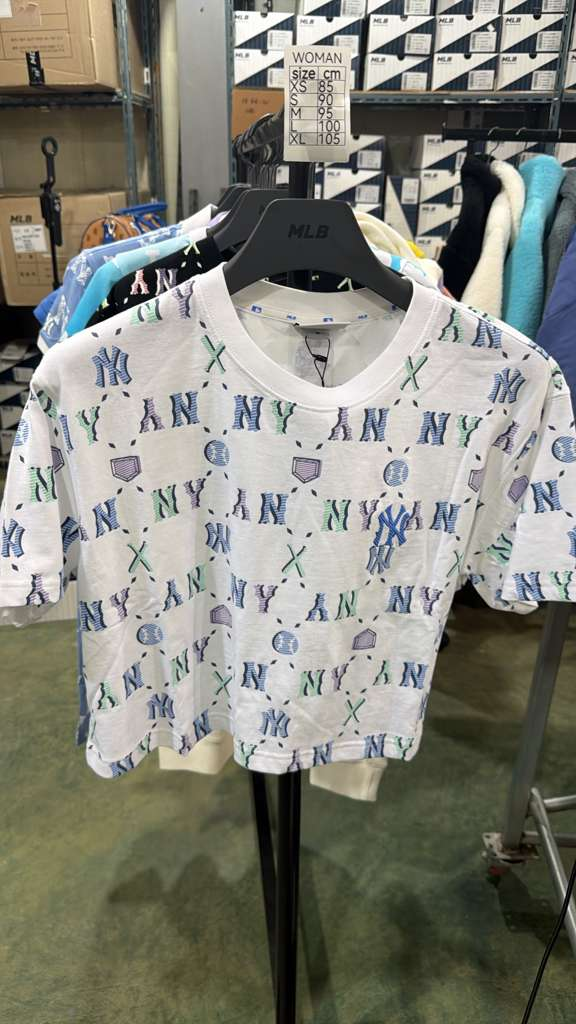 ZX371 MLB 白撞彩色NY logo TEE