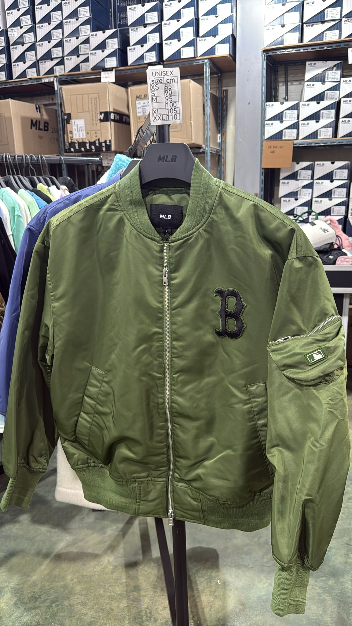 ZX348 MLB 軍綠色B logo棒球開胸外套