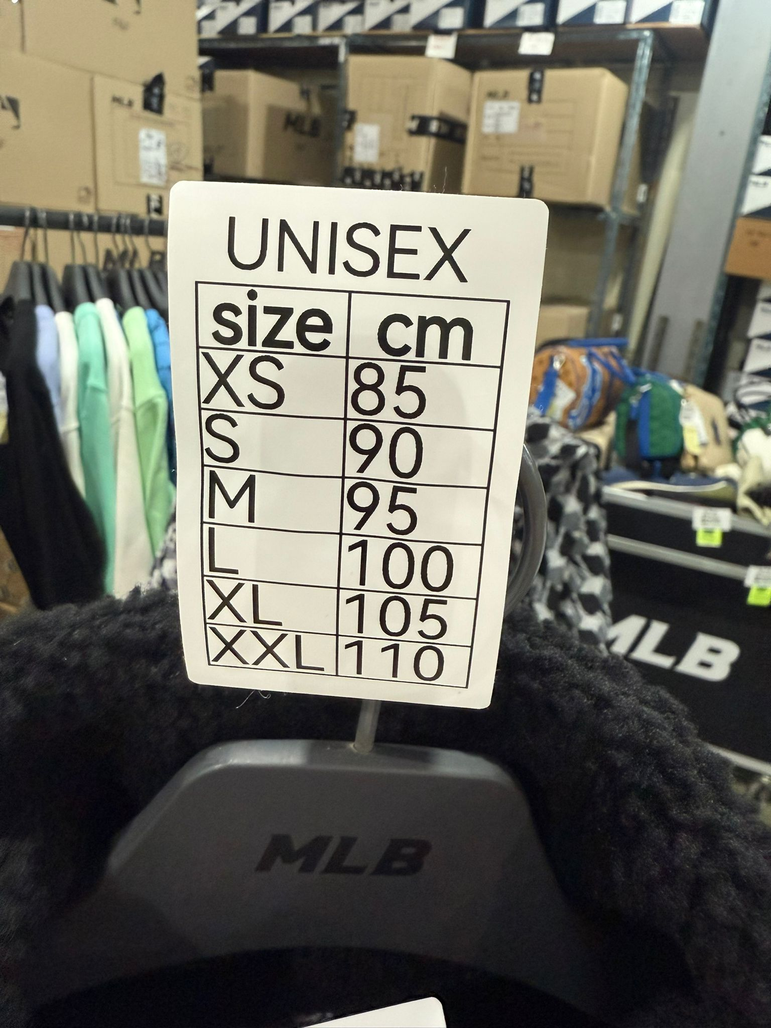 ZX353 MLB 黑色毛毛NY logo長袖開胸外套
