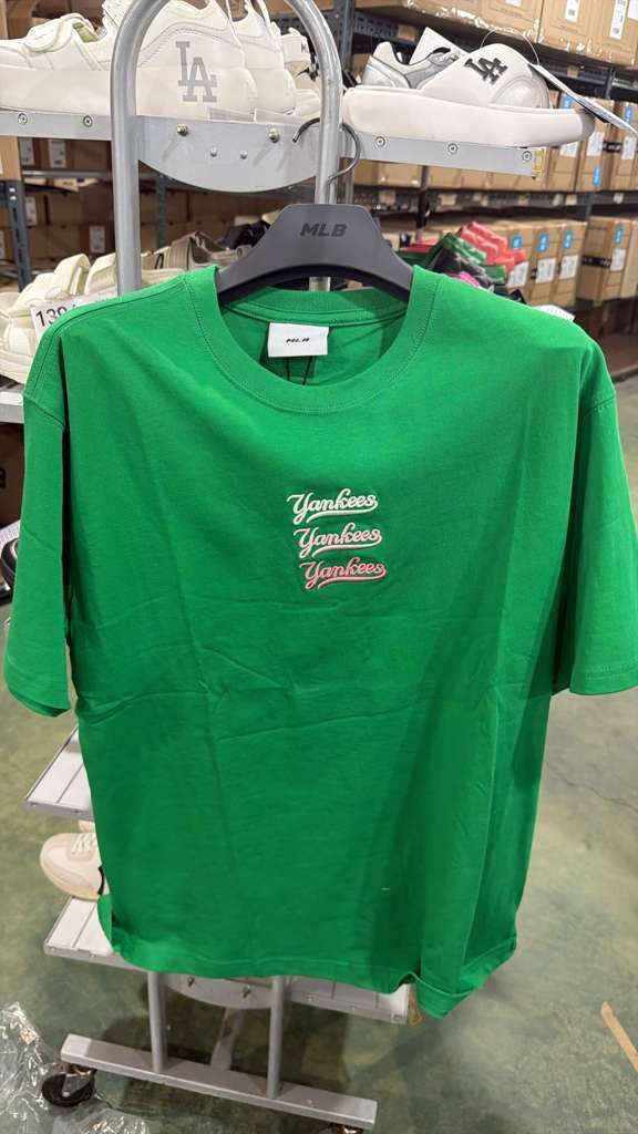 ZX376 MLB 綠色YANKEES logo TEE