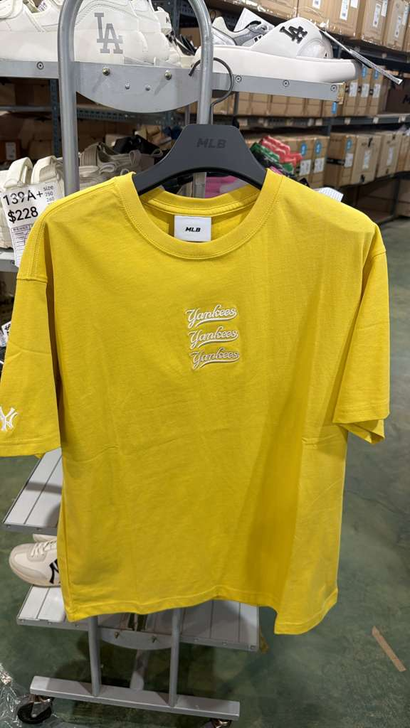ZX377 MLB 黃色YANKEES logo TEE