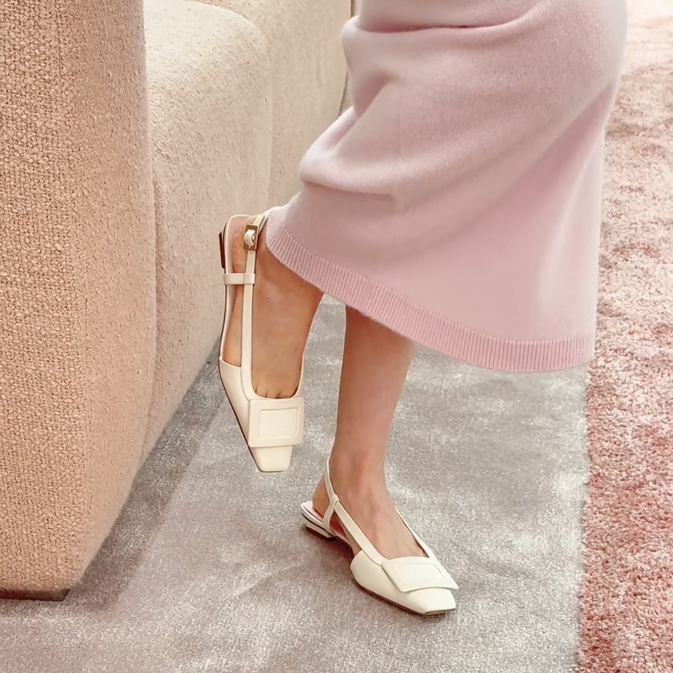 Roger Vivier Belle Vivier Slingback Ballerinas in leather white