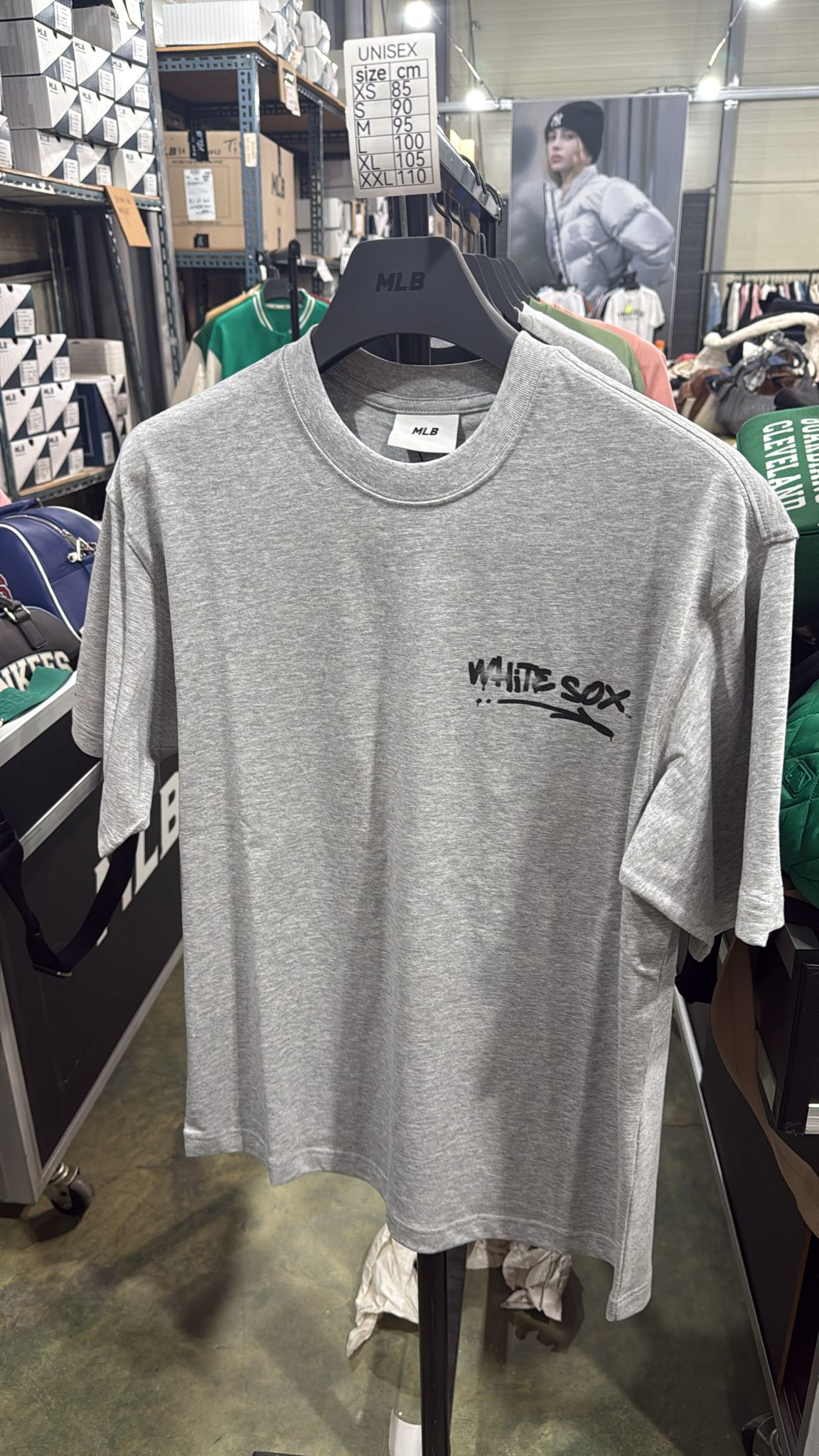 ZX427 MLB YANKEES 塗鴉短TEE 灰色