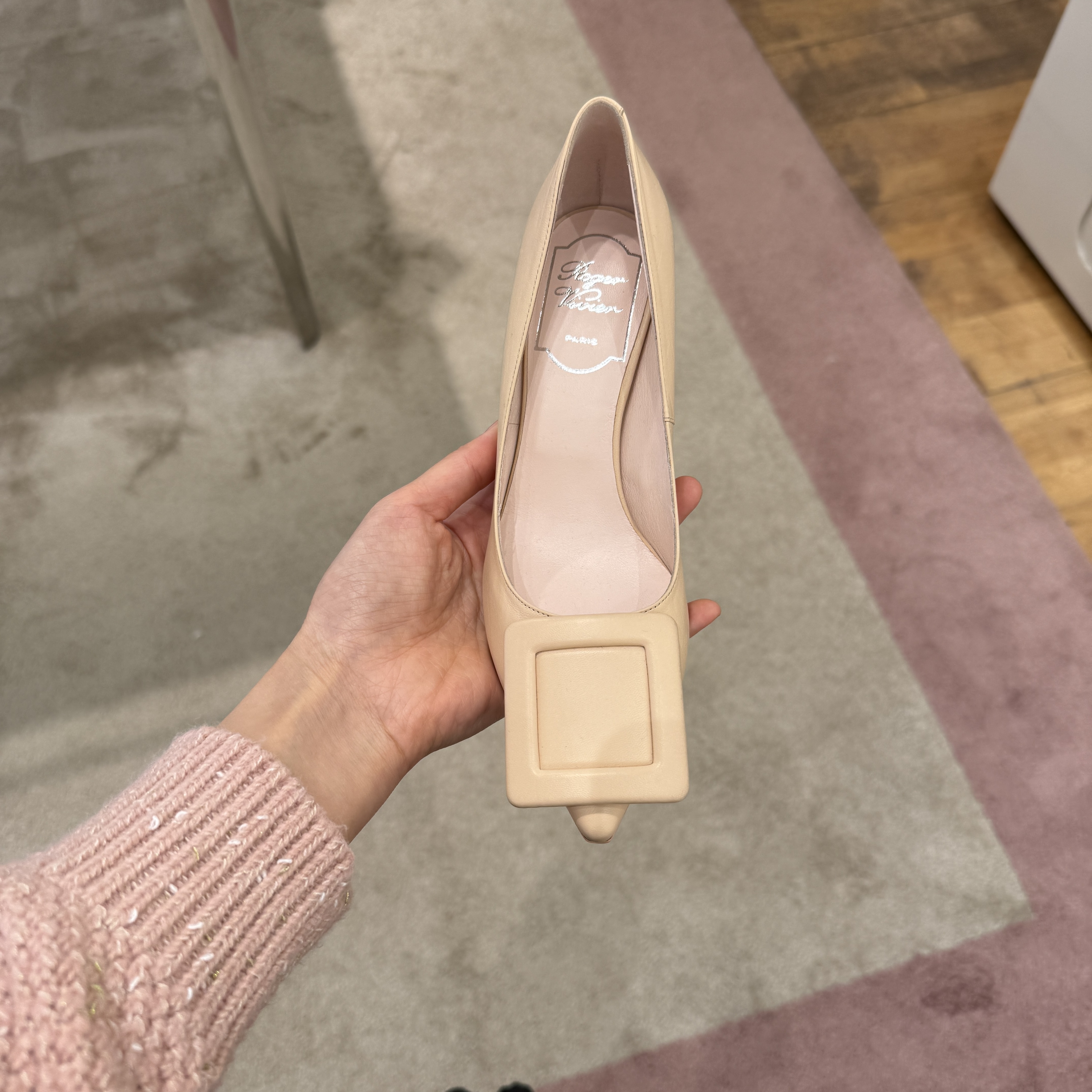 Roger Vivier RV viv in the city heels nude beige 65mm