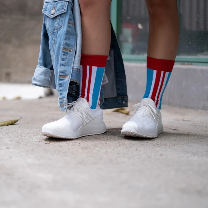 PLAYFUL SOCKS 紅白藍袋圖案襪 大碼 (歐洲碼41-46)