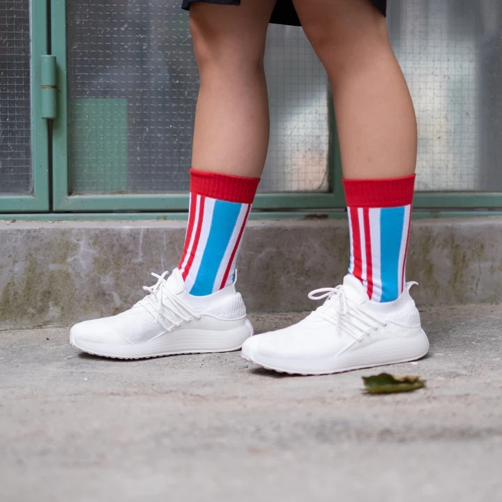 PLAYFUL SOCKS 紅白藍袋圖案襪 細碼(歐洲碼35-40)