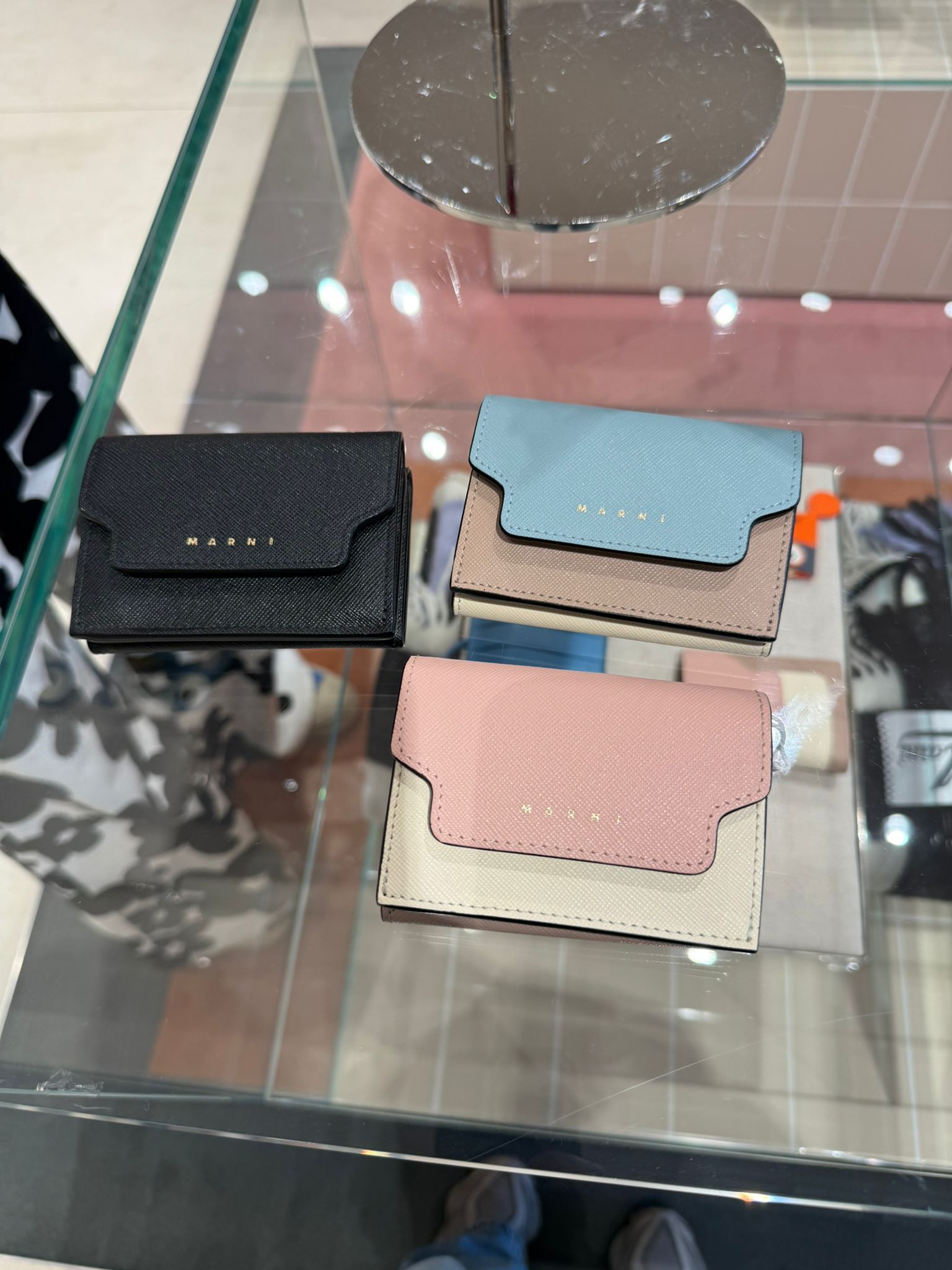 LYS01775 Marni Saffiano 拼色三折銀包