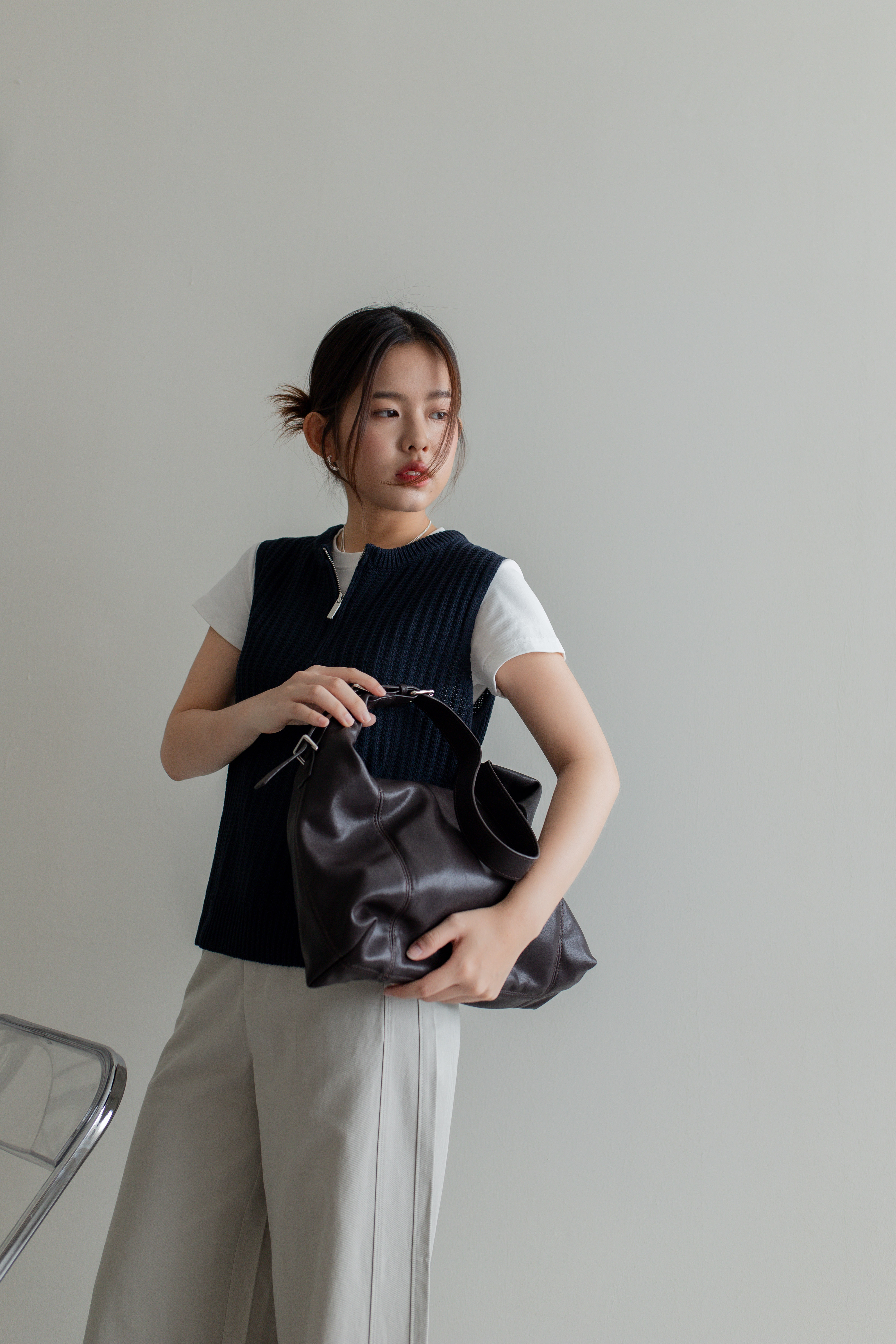 Beany Shoulder Bag Brown- D154BRO