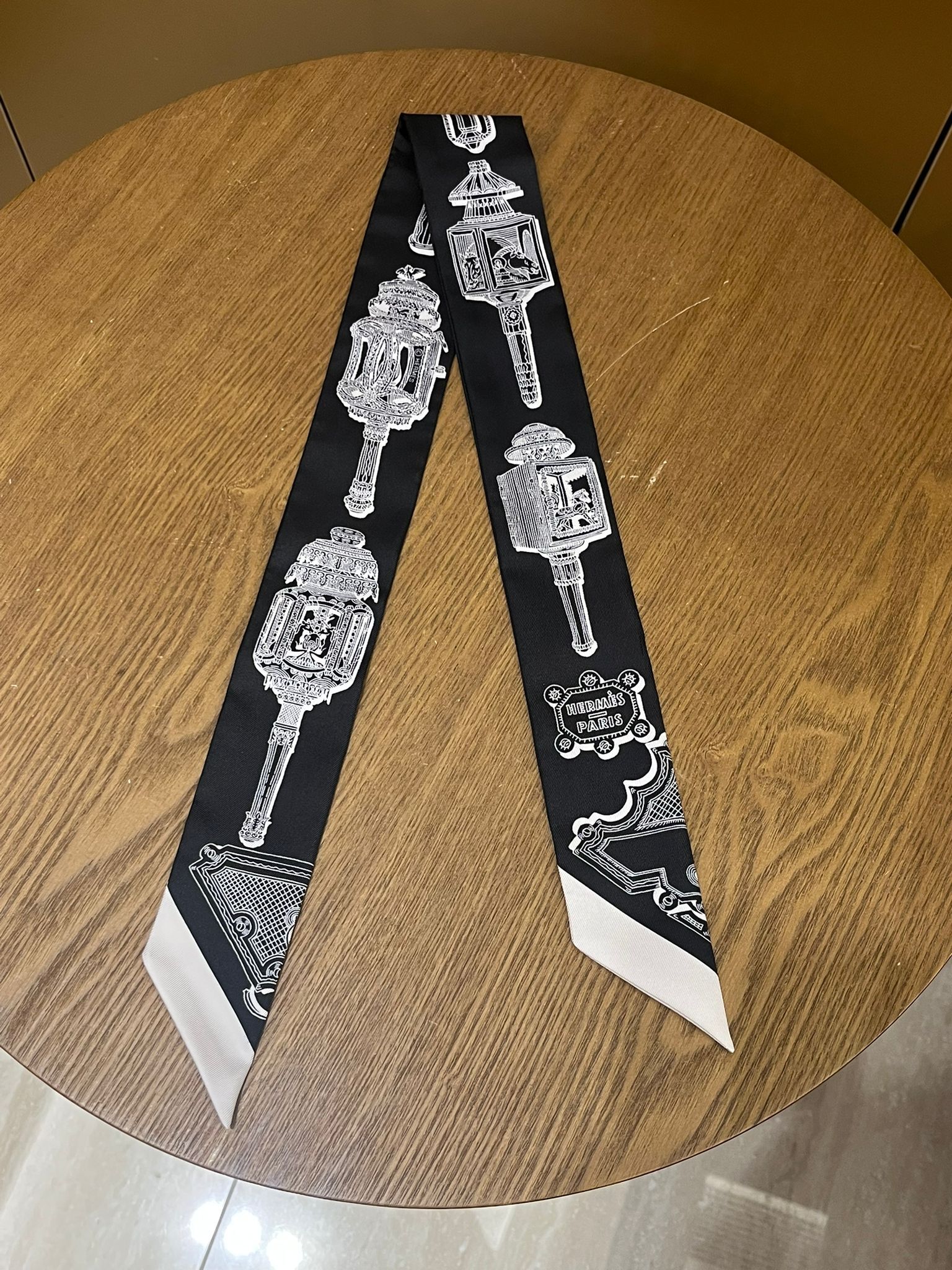 Merveilleuses lanternes twilly HG/Noir/Blanc