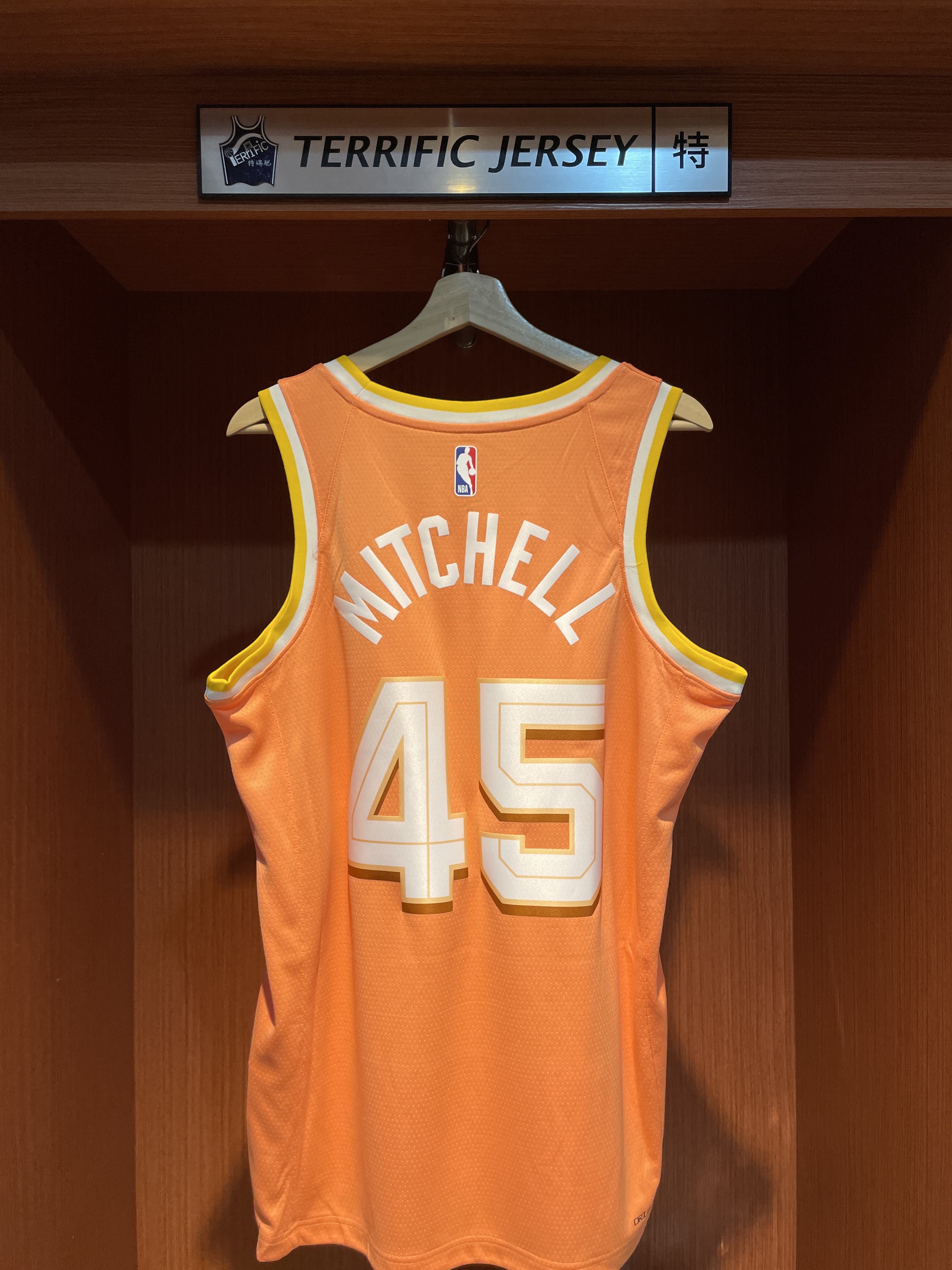 NBA球衣 Donovan Mitchell 克里夫蘭騎士城市 橘 25-26 City Nike Swingman 球迷版 熱轉印 全新