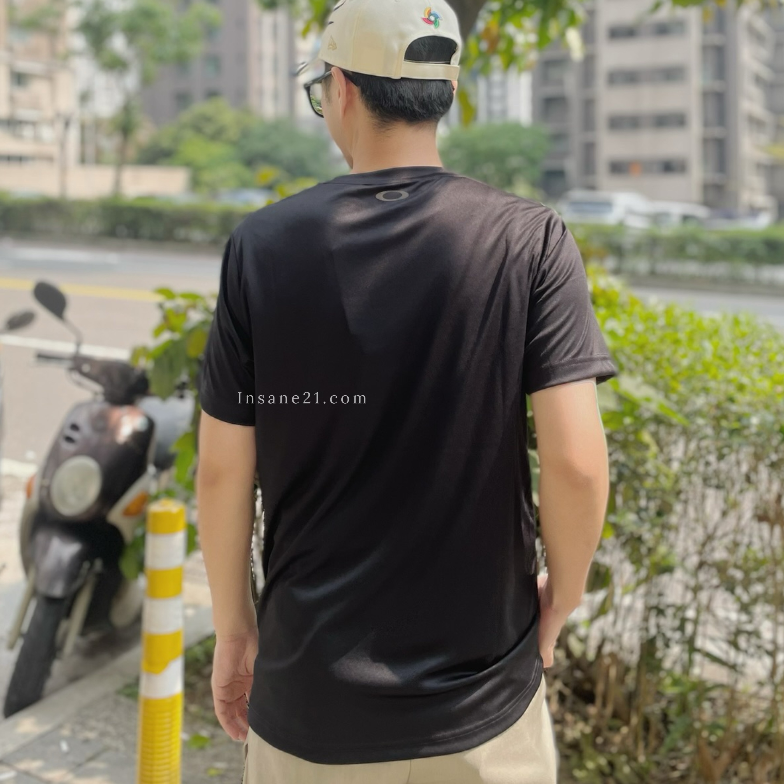 OAKLEY 黑白 素色 抗菌防臭 小LOGO 訓練短袖 上衣 兩色 FOA409006-021