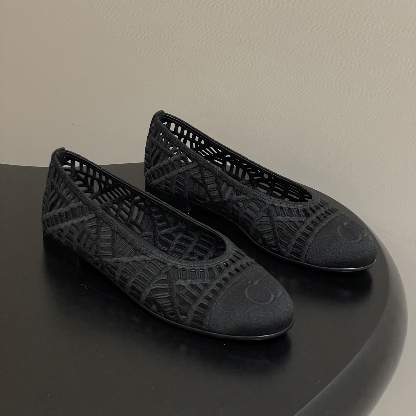 刺繡簍空 芭蕾舞鞋(35-40)(黑/金)