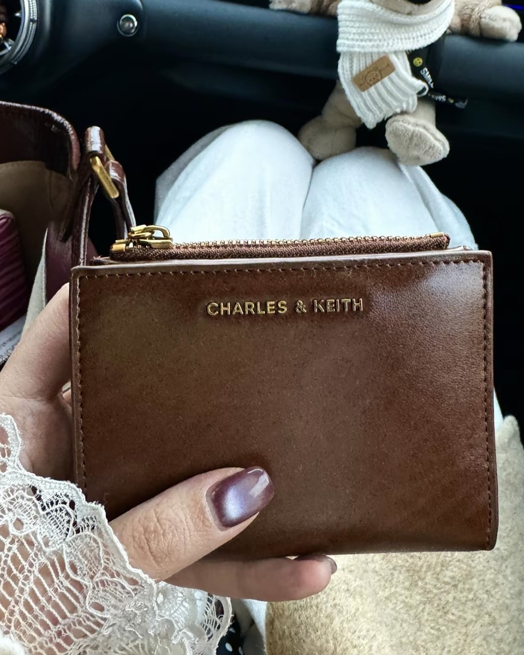 <秋冬調色盤>Charles & Keith 小CK 皮革 錢包 皮夾 短夾 兩色
