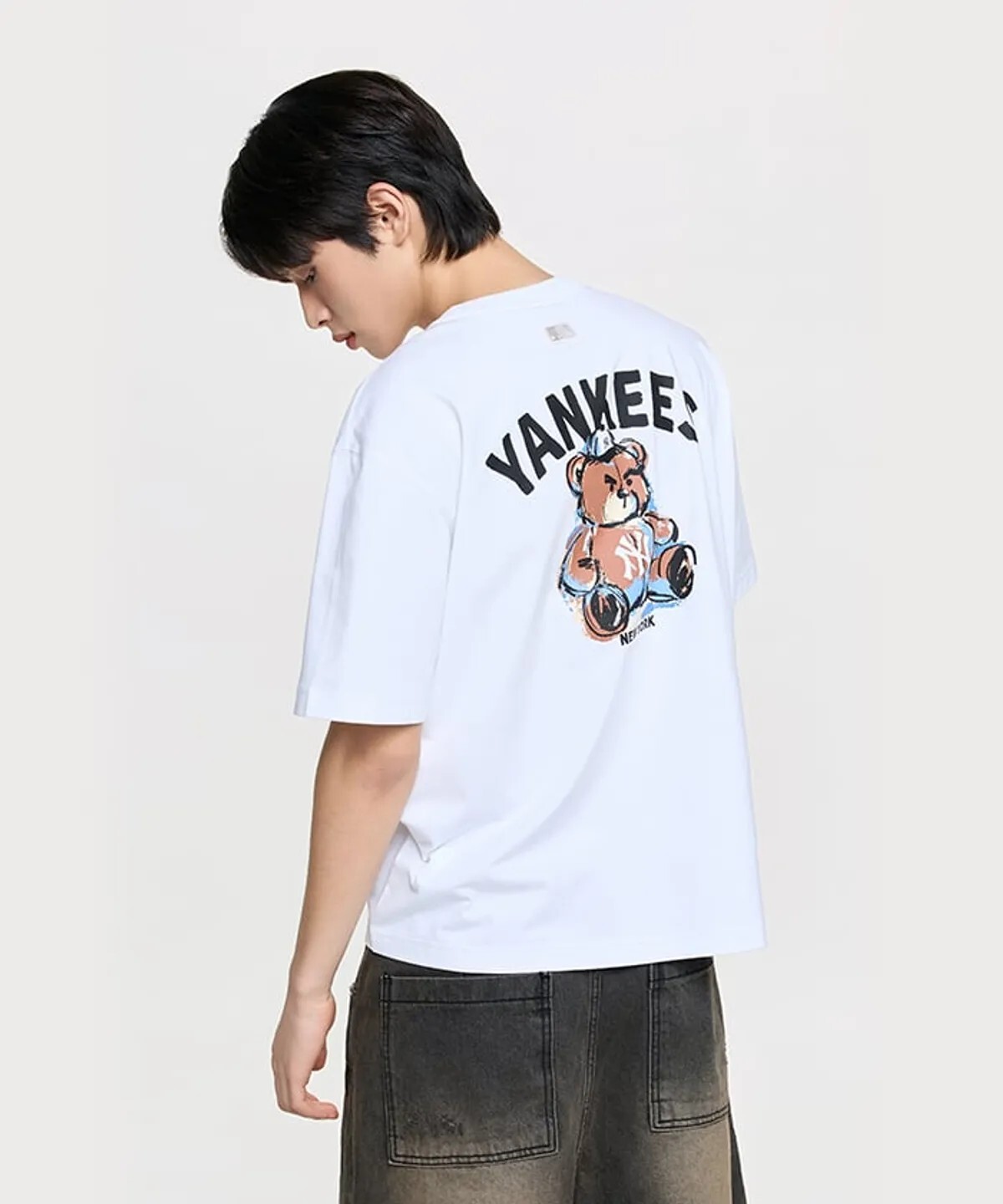 【OWN】MLB Korea 短袖 上衣 休閒 落肩 圓領 大LOGO 街頭 塗鴉 熊熊 短TEE 不分男女 NY 洋基 白色