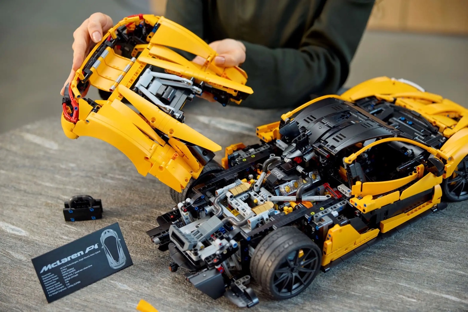 LEGO 42172 麥拉倫 McLaren P1™
