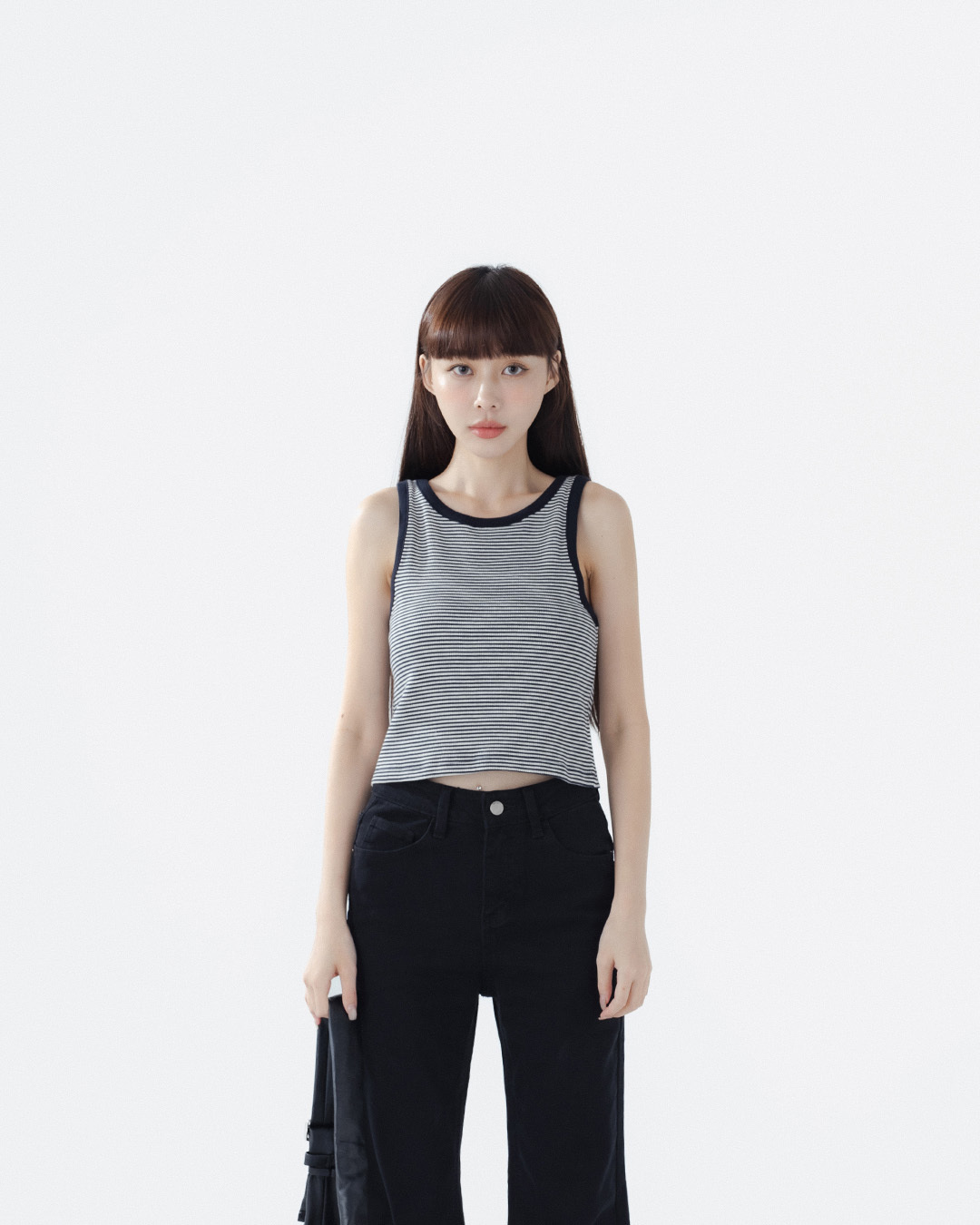 Striped trim vest with cropped shoulders, available in four colors【01099731】in stock+pre-order
