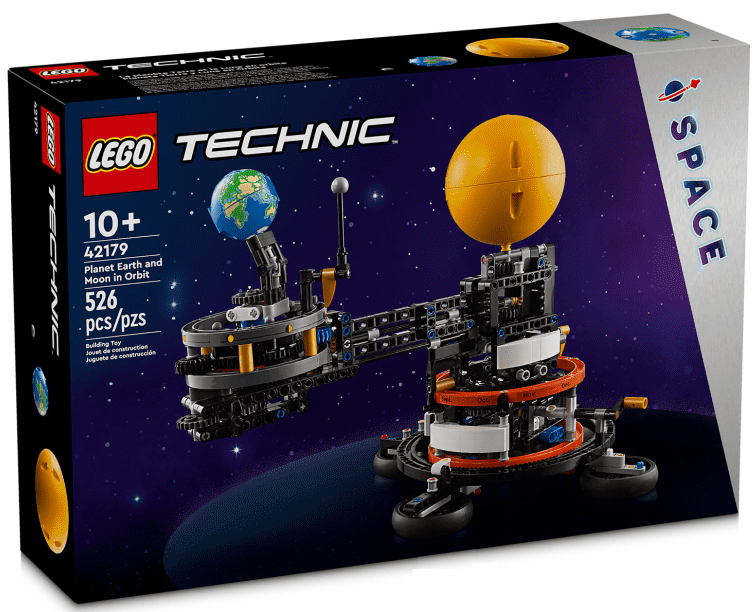 LEGO 42179 軌道上的地球和月球 Planet Earth and Moon in Orbit