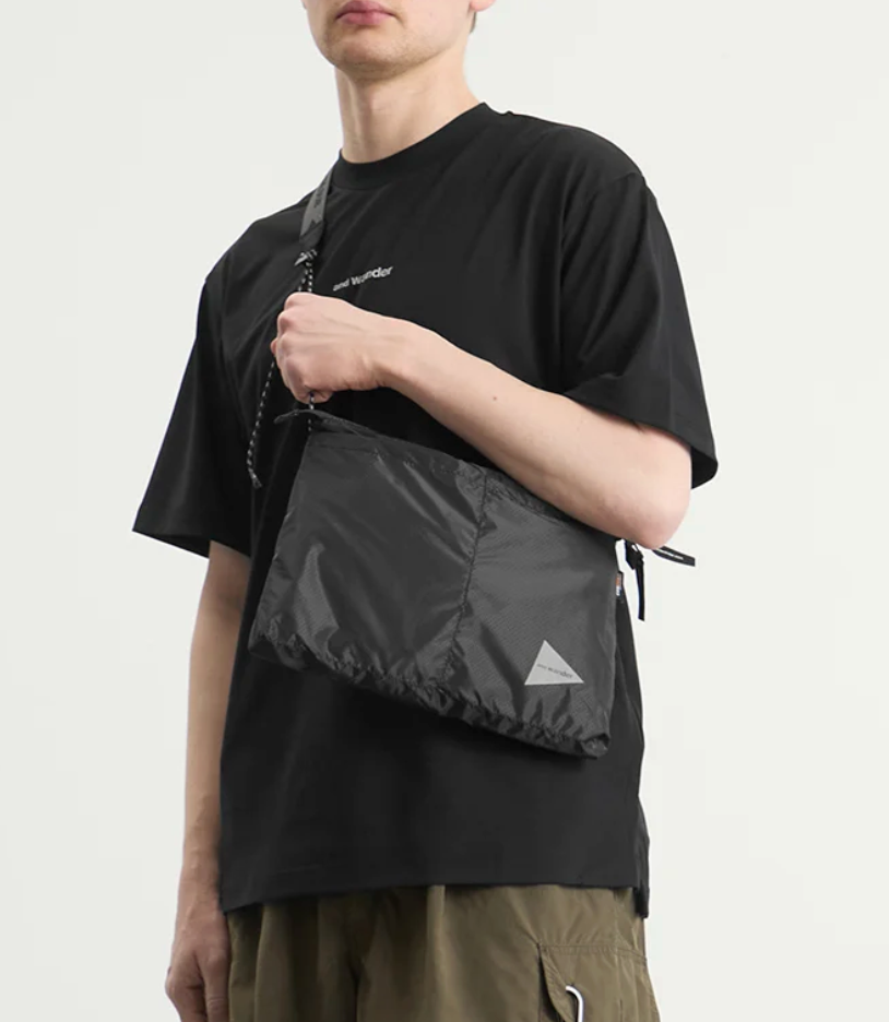 [現貨] and wander Sil Sacoche Bag Black