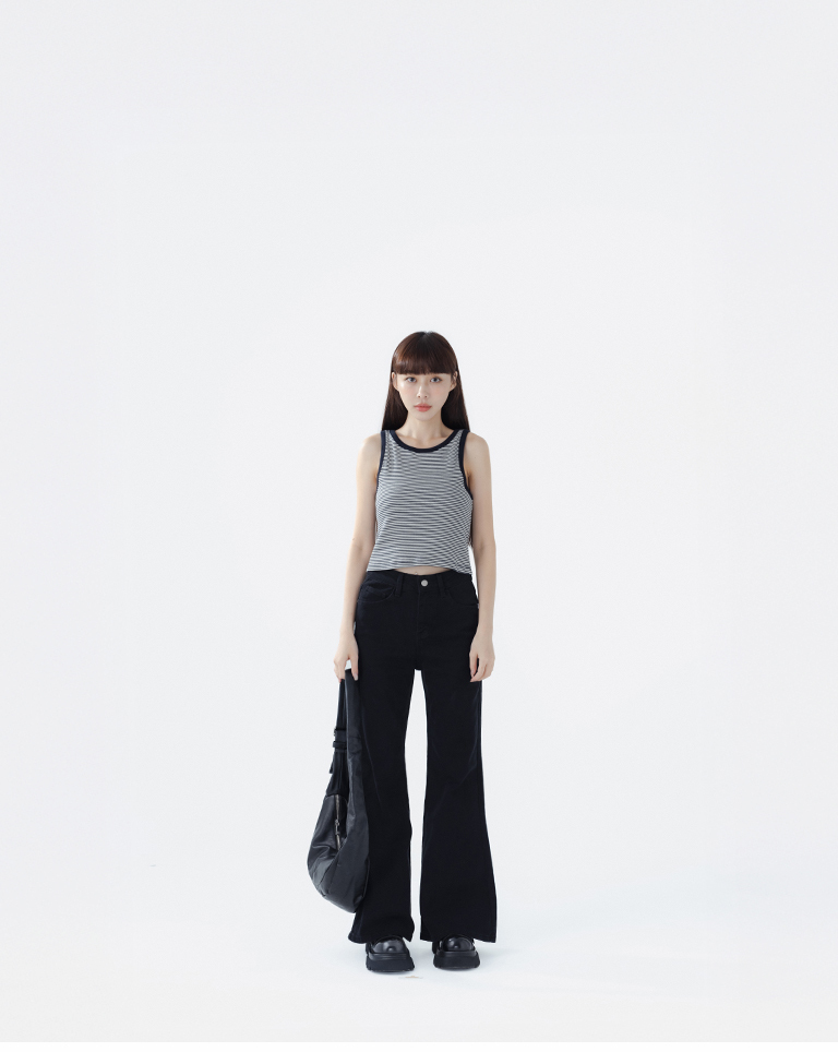 Striped trim vest with cropped shoulders, available in four colors【01099731】in stock+pre-order