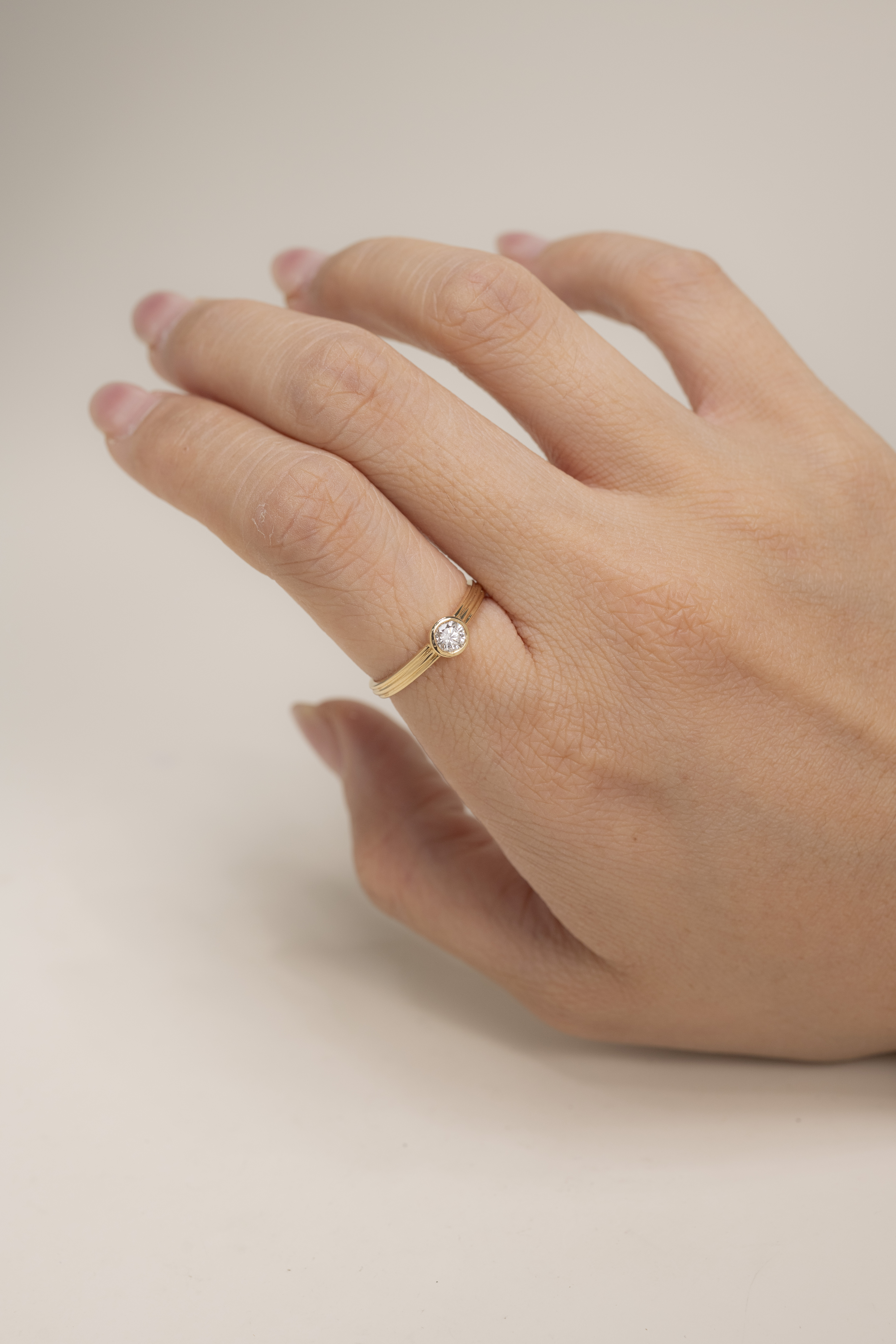 18K Bubble Vintage Diamond Ring