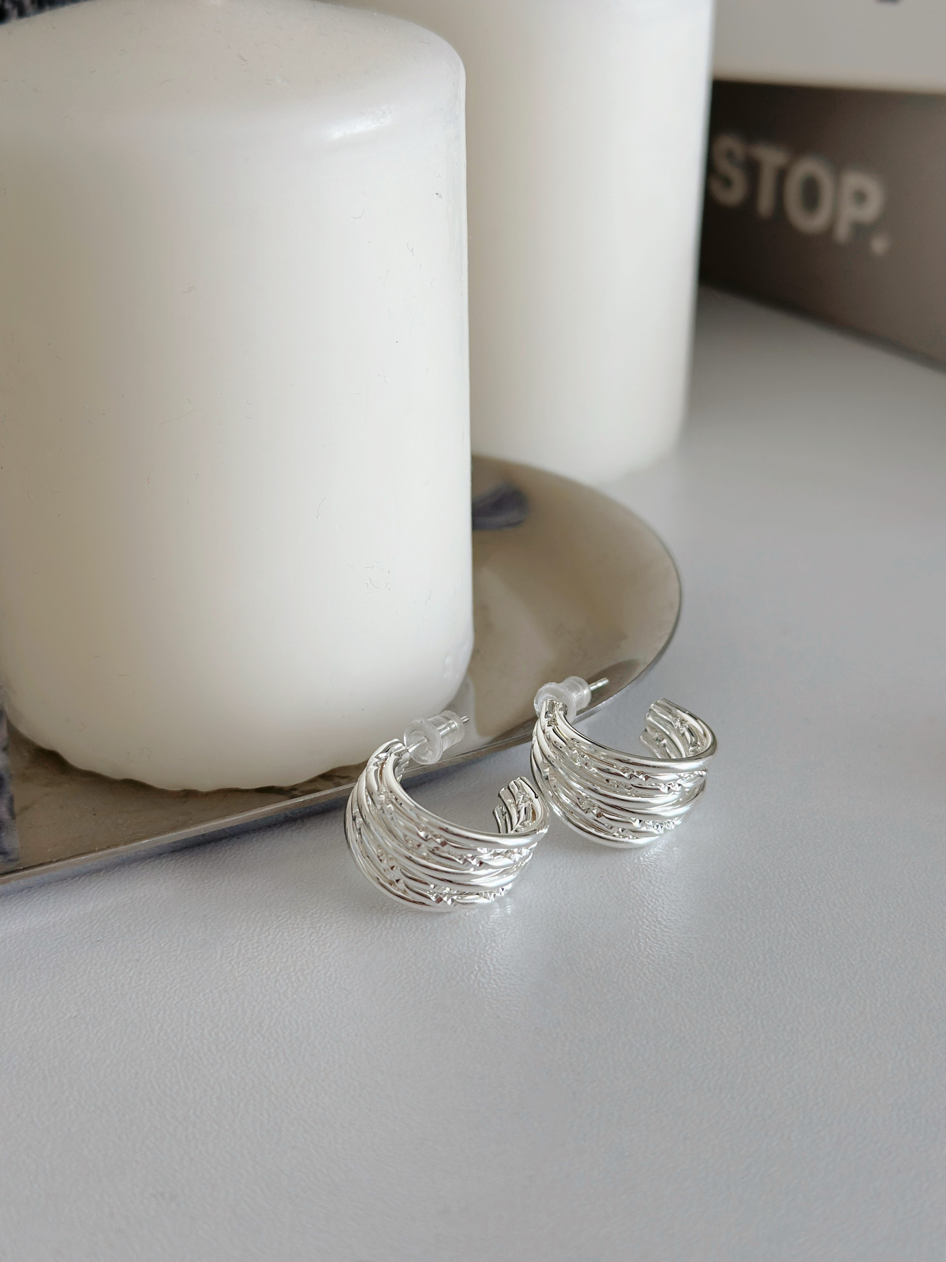 Clouko Hoop Earring -D155