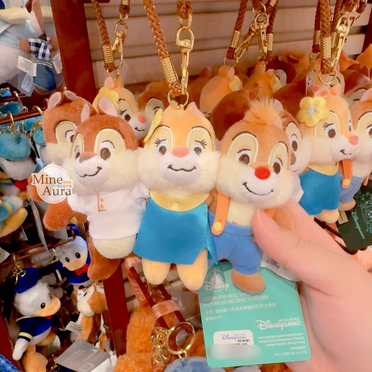 奇奇蒂蒂 Chip 'n Dale 香港傳統系列 絨毛 排排站 造型 鑰匙圈 吊飾 -香港迪士尼樂園