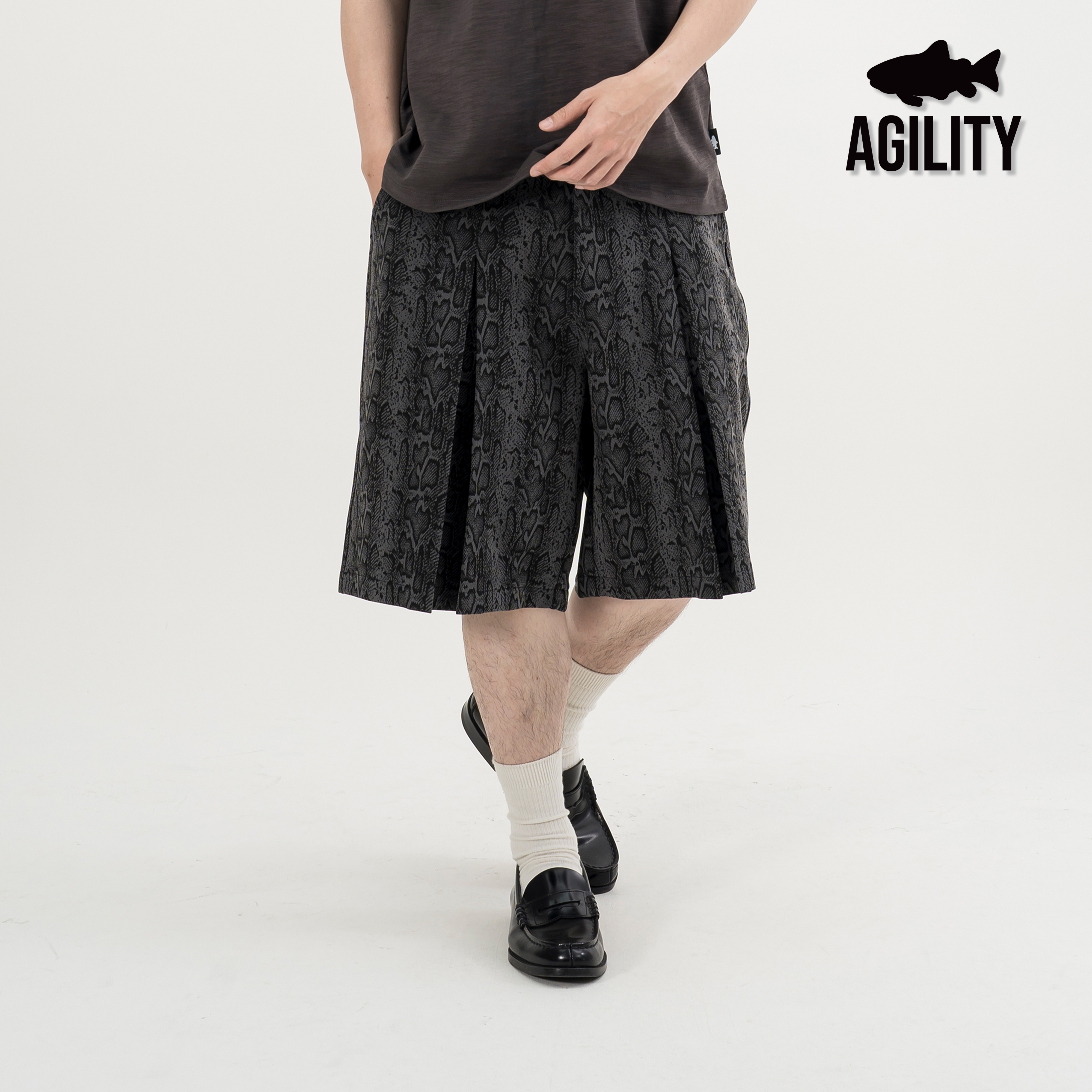 AGILITY Snake Print Cropped Pants 褶線 蛇紋短褲 [SN7]