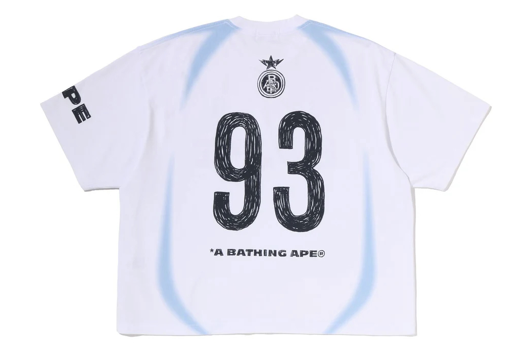 【BAPE男生】0509發售 寬版HEAVY WASH HAND DRAW FOOTBALL MULTI LOGO RELAXED FIT TEE