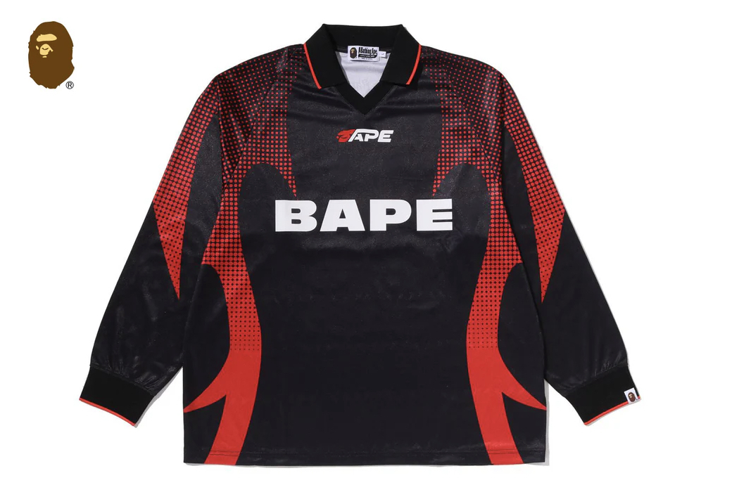 【BAPE男生】0509發售 寬版 APE FLAME MONOGRAM JACQUARD LOGO RELAXED FIT FOOTBALL JERSEY